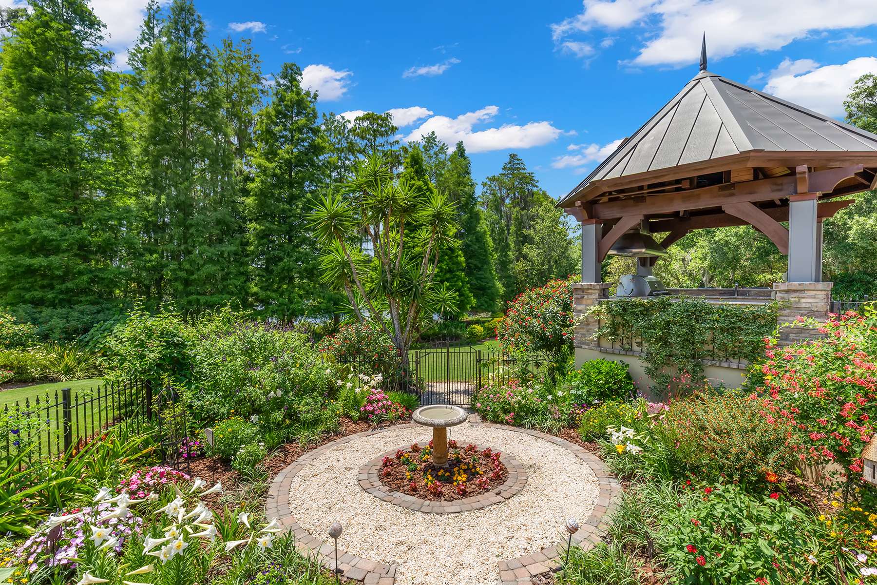 7762 Still Lakes Drive