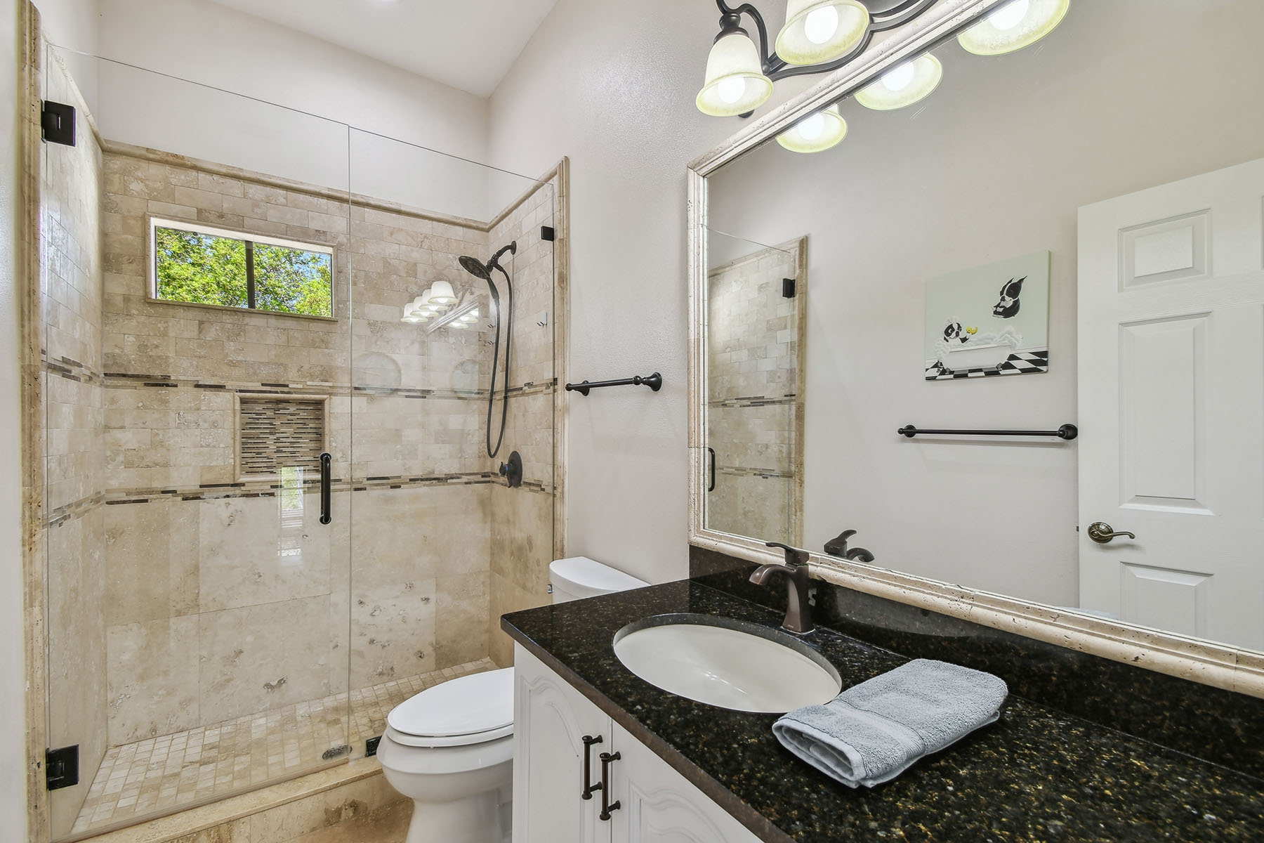 17003 Madres De Avila