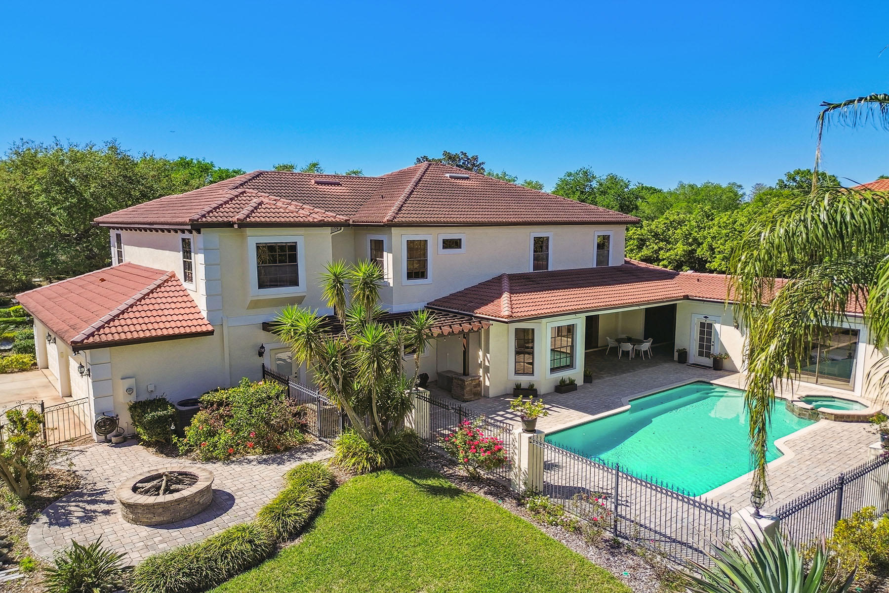 17003 Madres De Avila