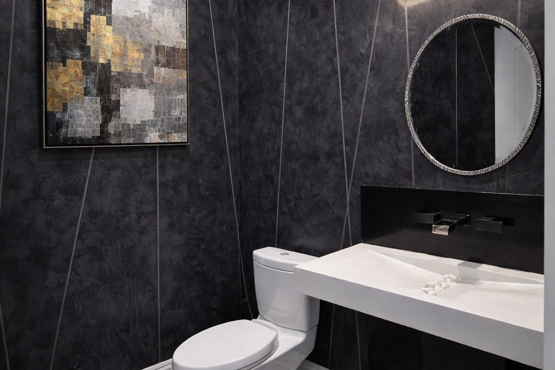 17008 Madres De Avila