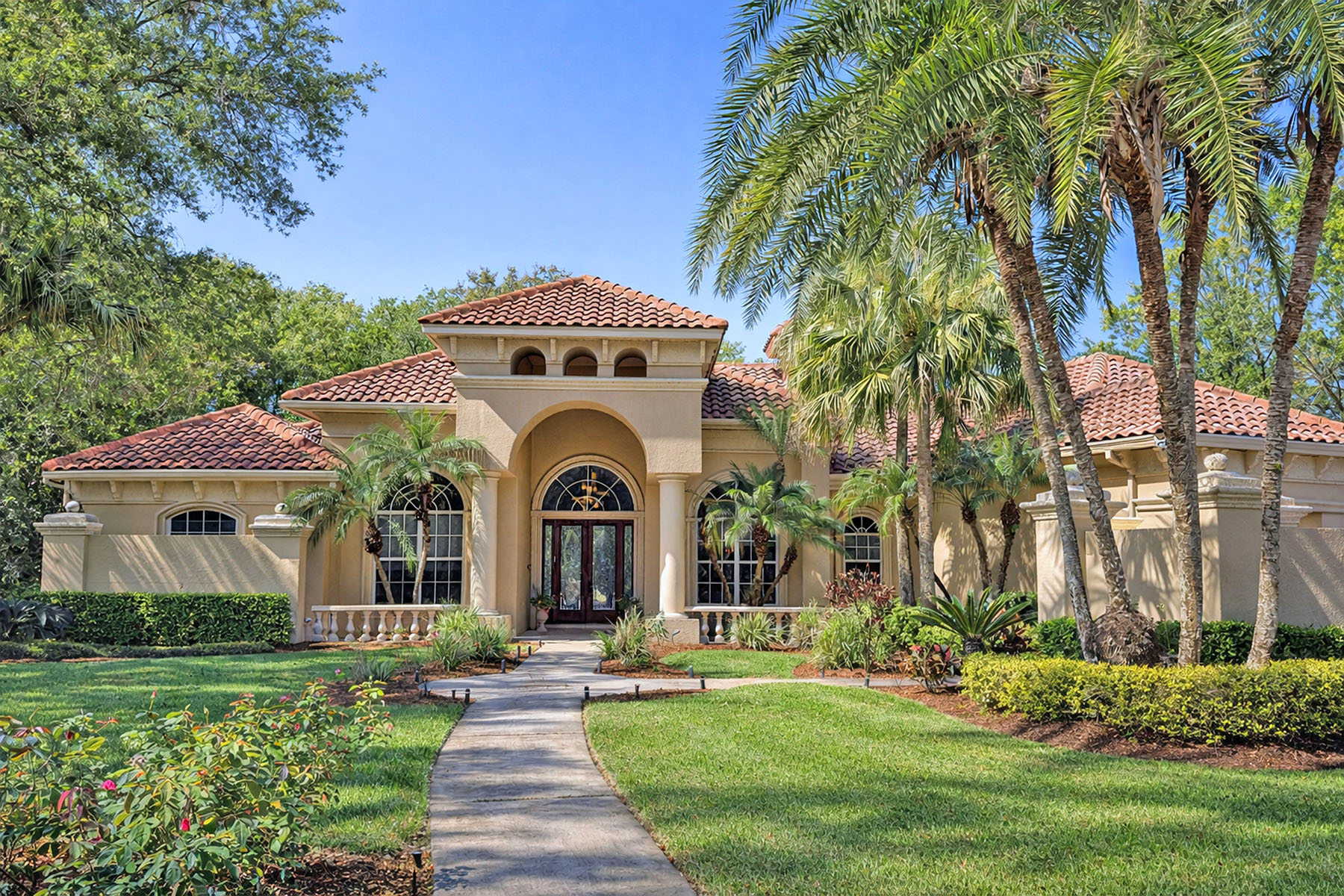 17008 Madres De Avila