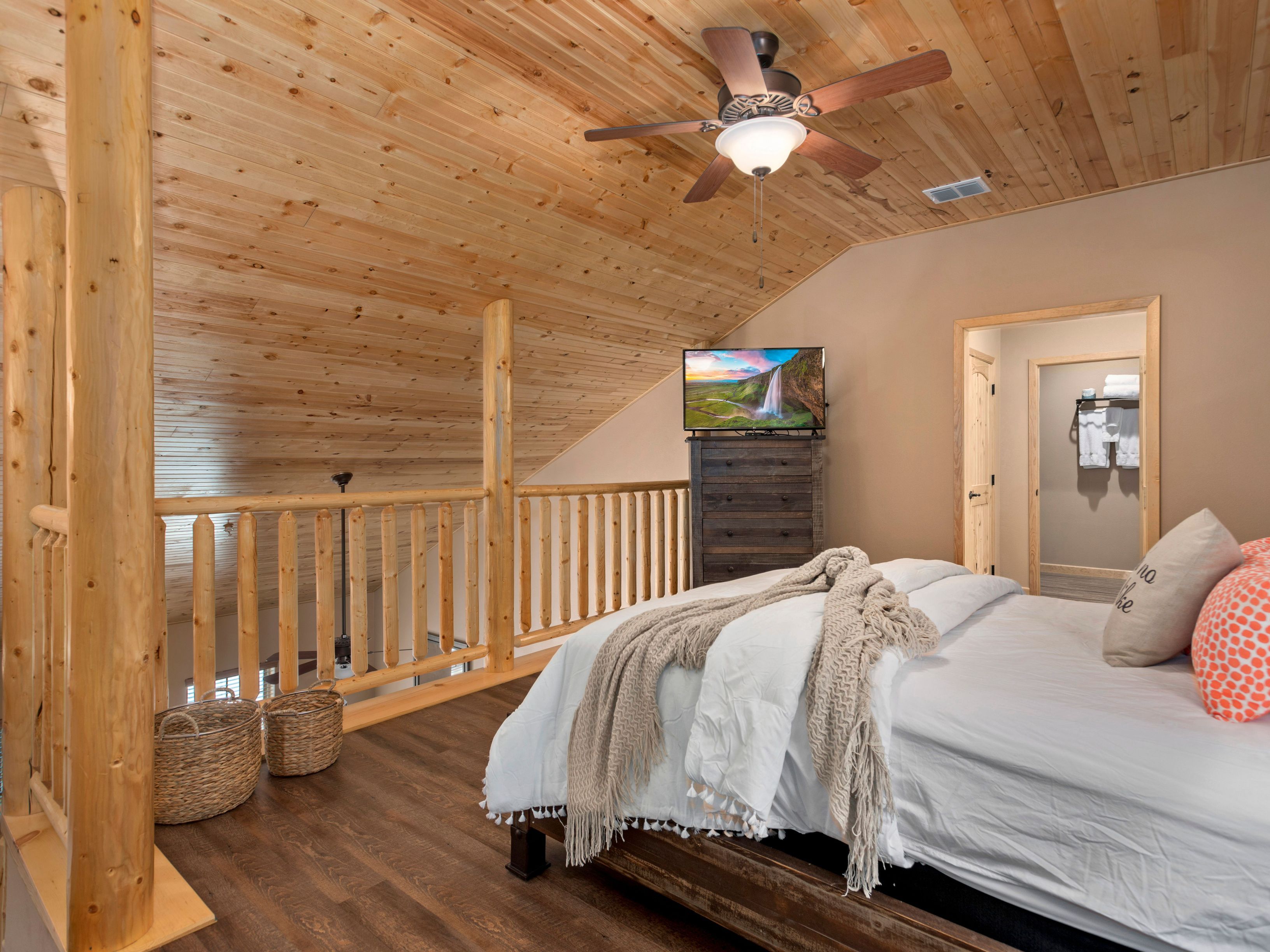 1554 Gruene Road Unit A8
