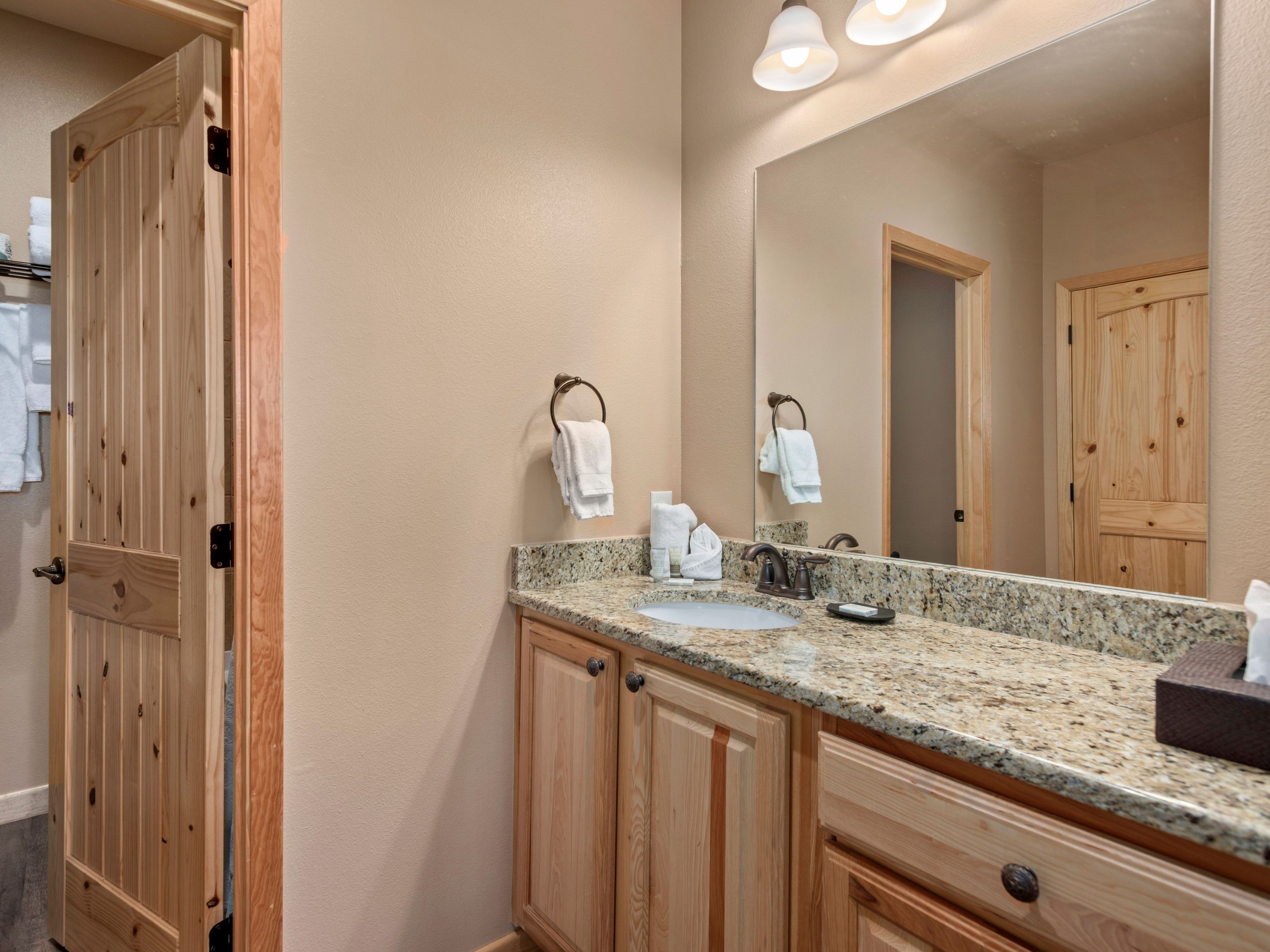 1554 Gruene Road Unit A8