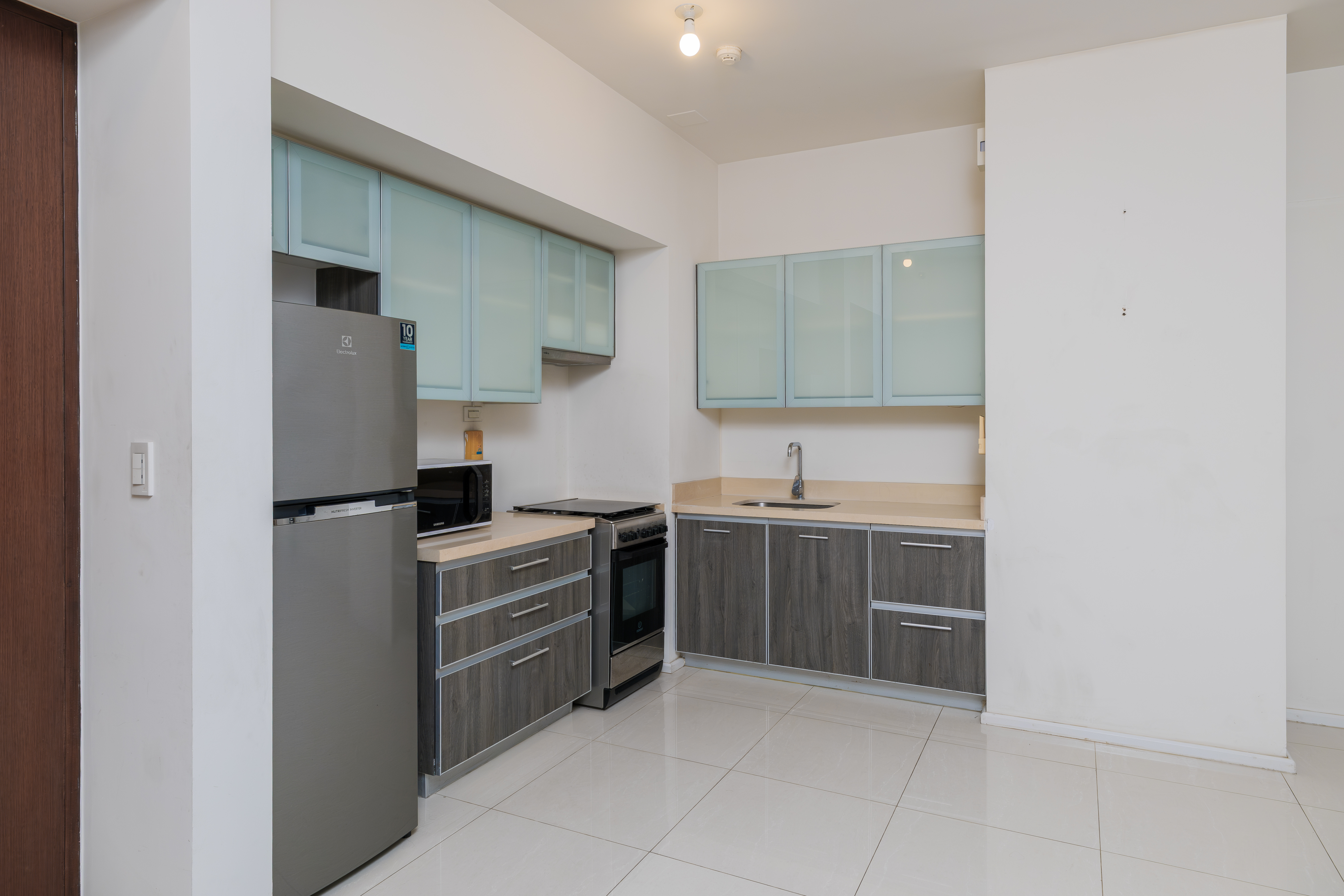 Arya Residences Tower 1 Rizal Drive Bonifacio Global City