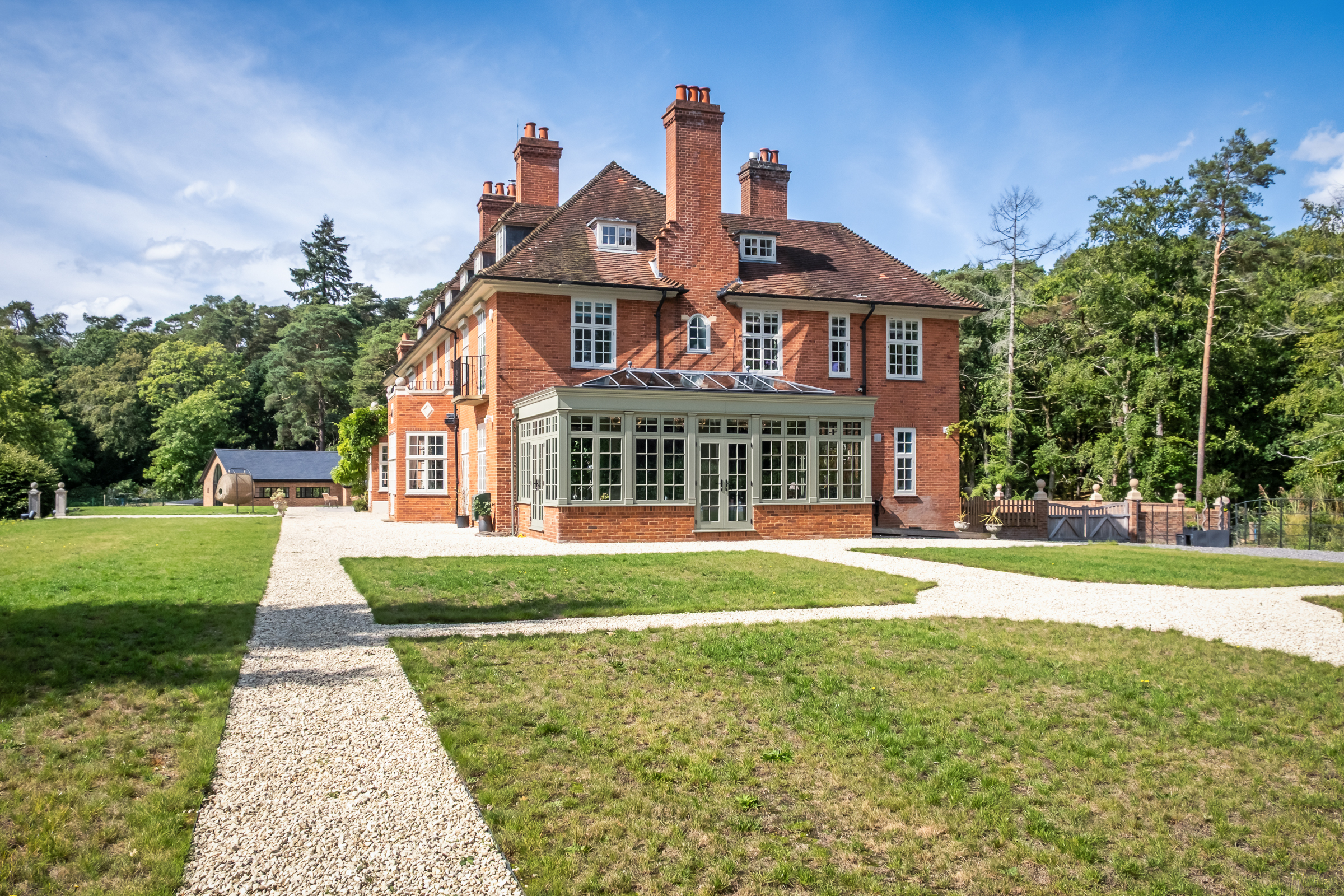 Frensham Park Manor Bourne 
