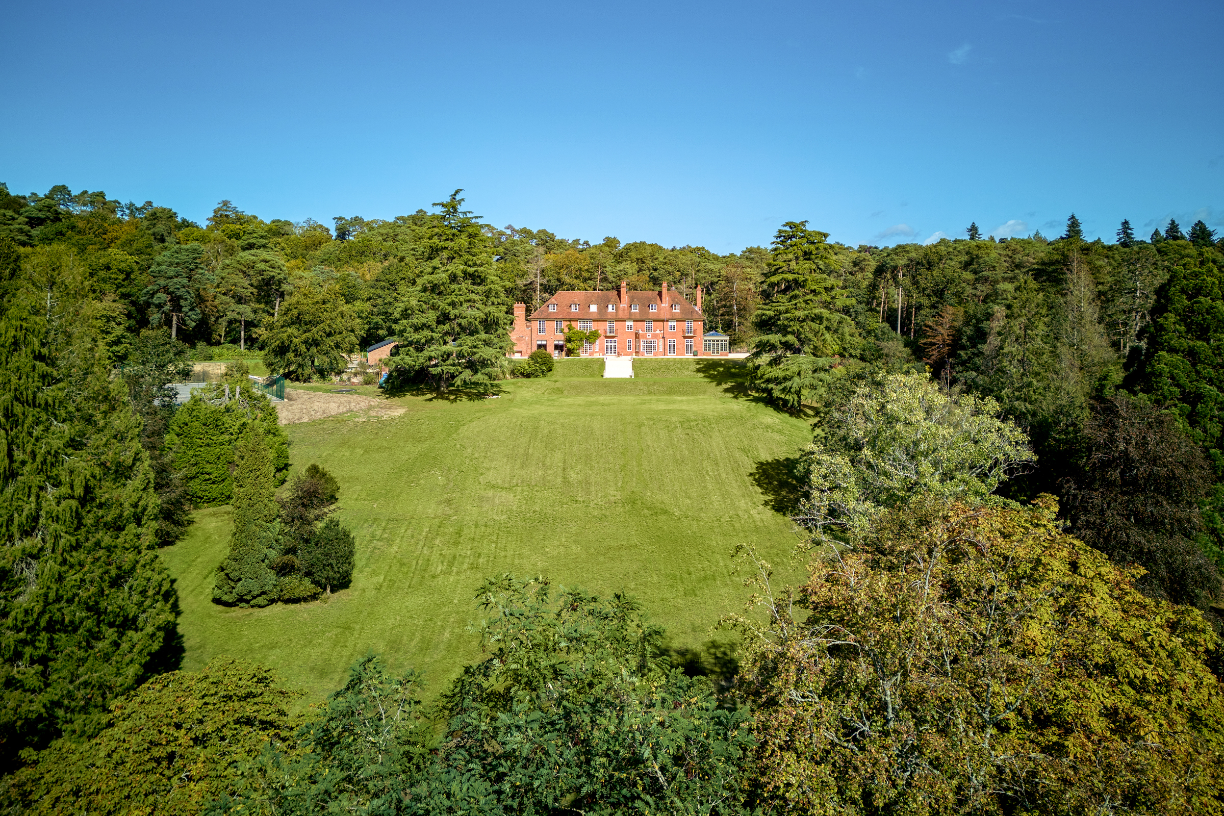 Frensham Park Manor Bourne 