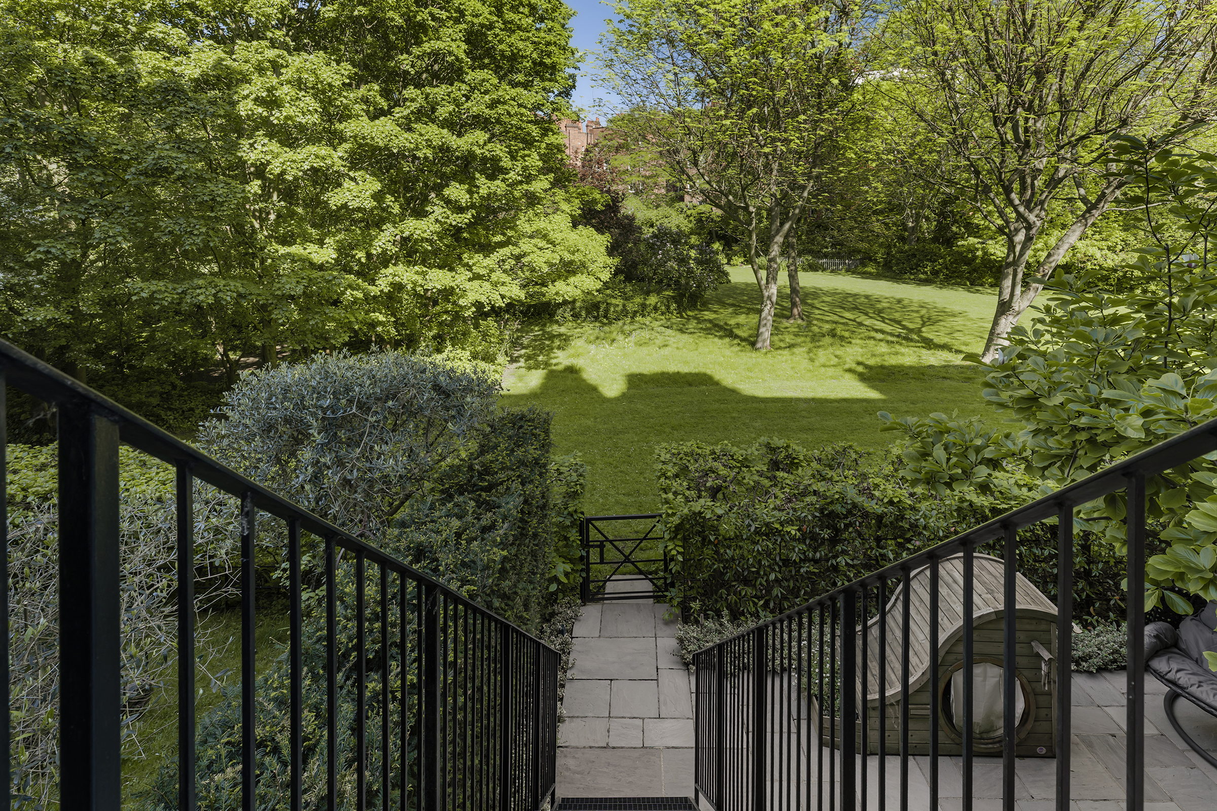 Sutherland Avenue