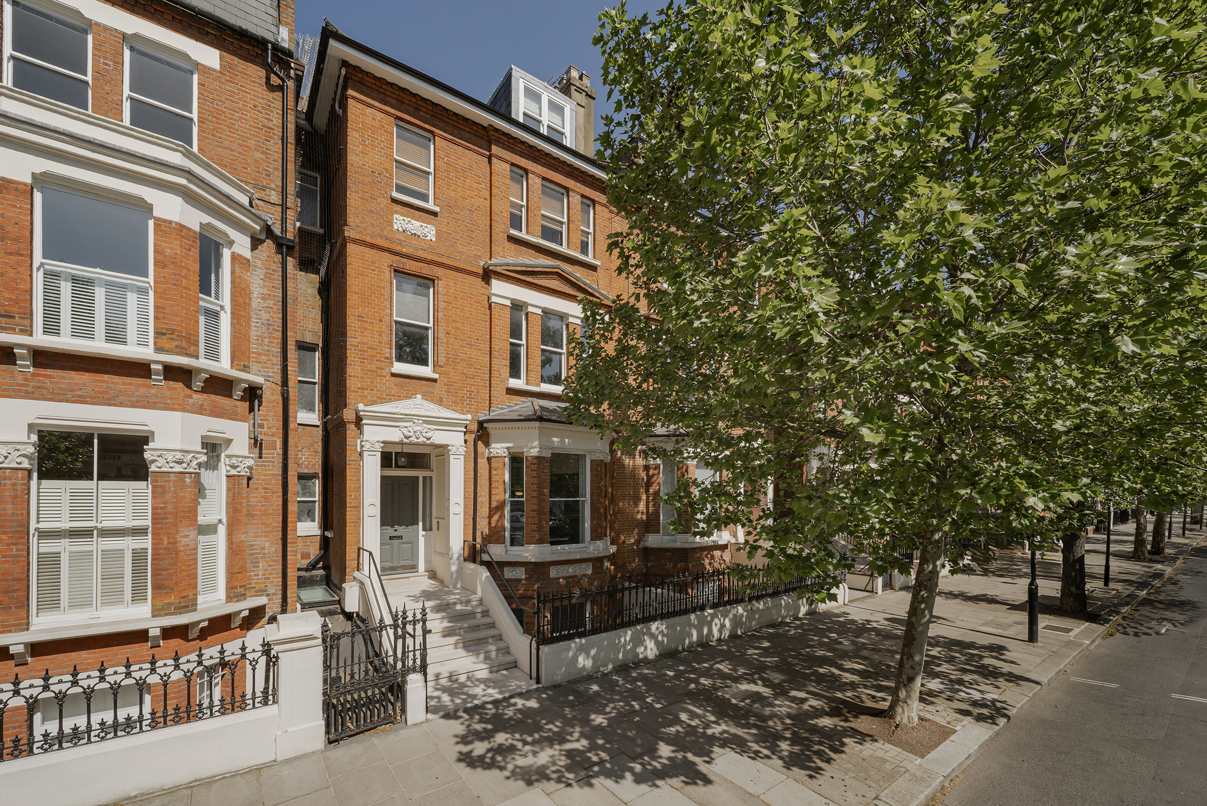 Sutherland Avenue