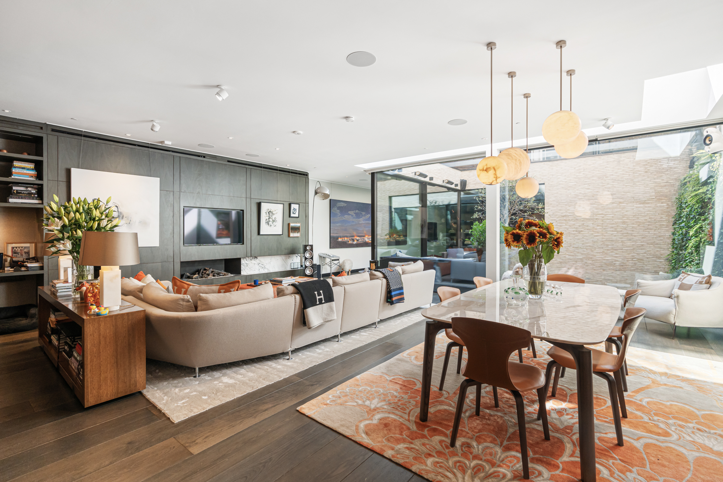 Knights House Cheval Place Knightsbridge