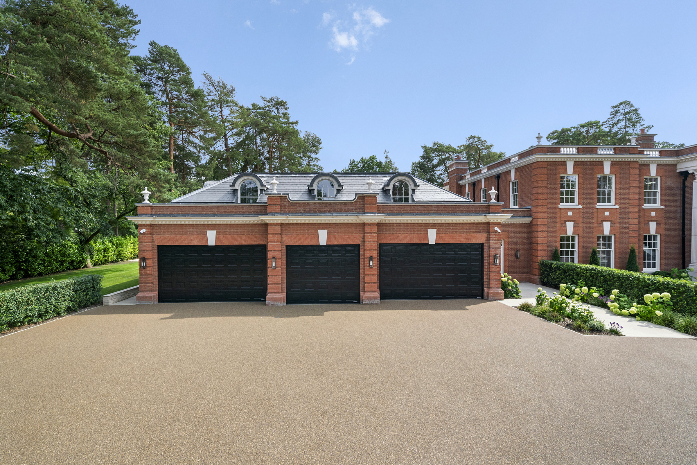 Sherborne Drive Wentworth Virginia Water