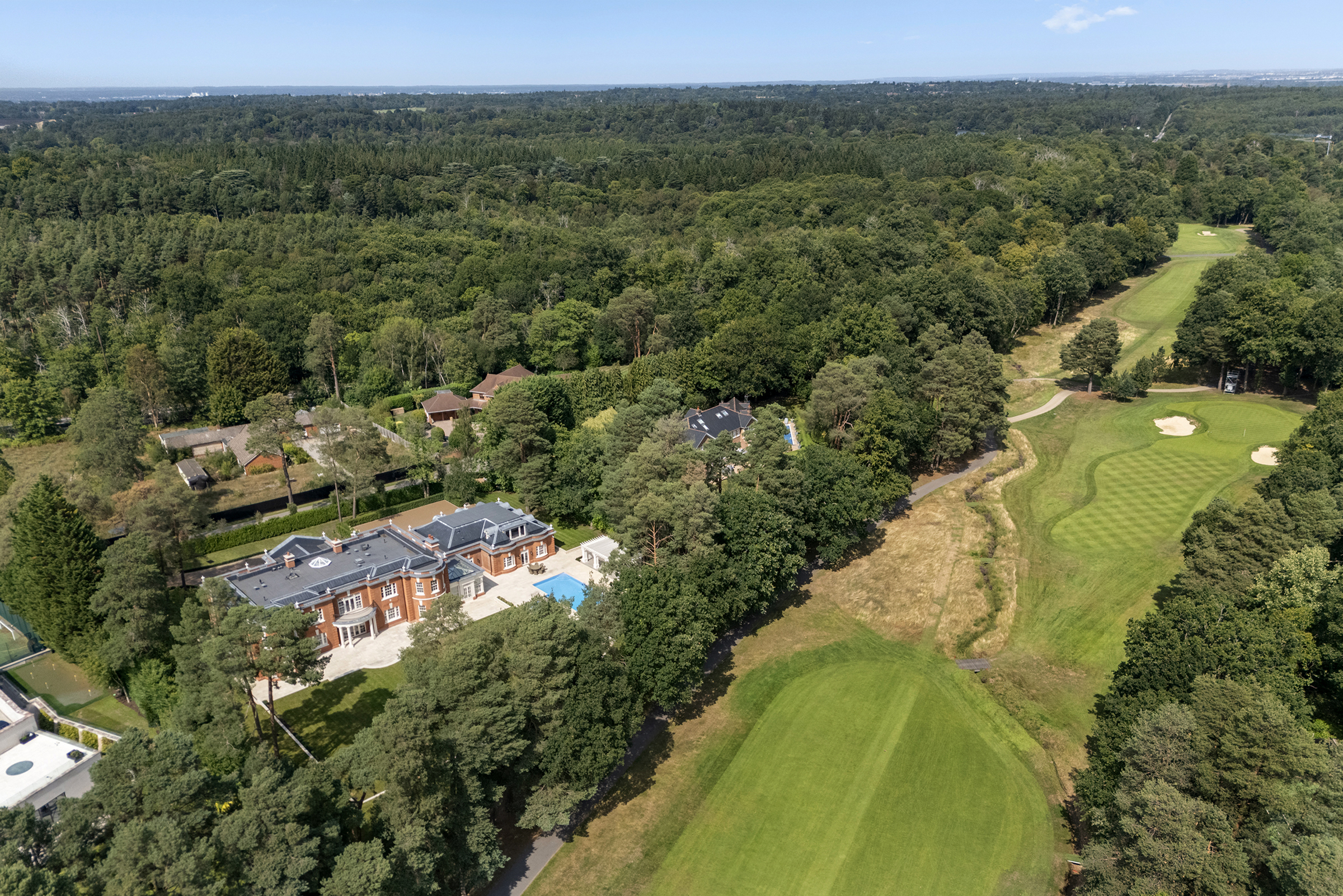 Sherborne Drive Wentworth Virginia Water