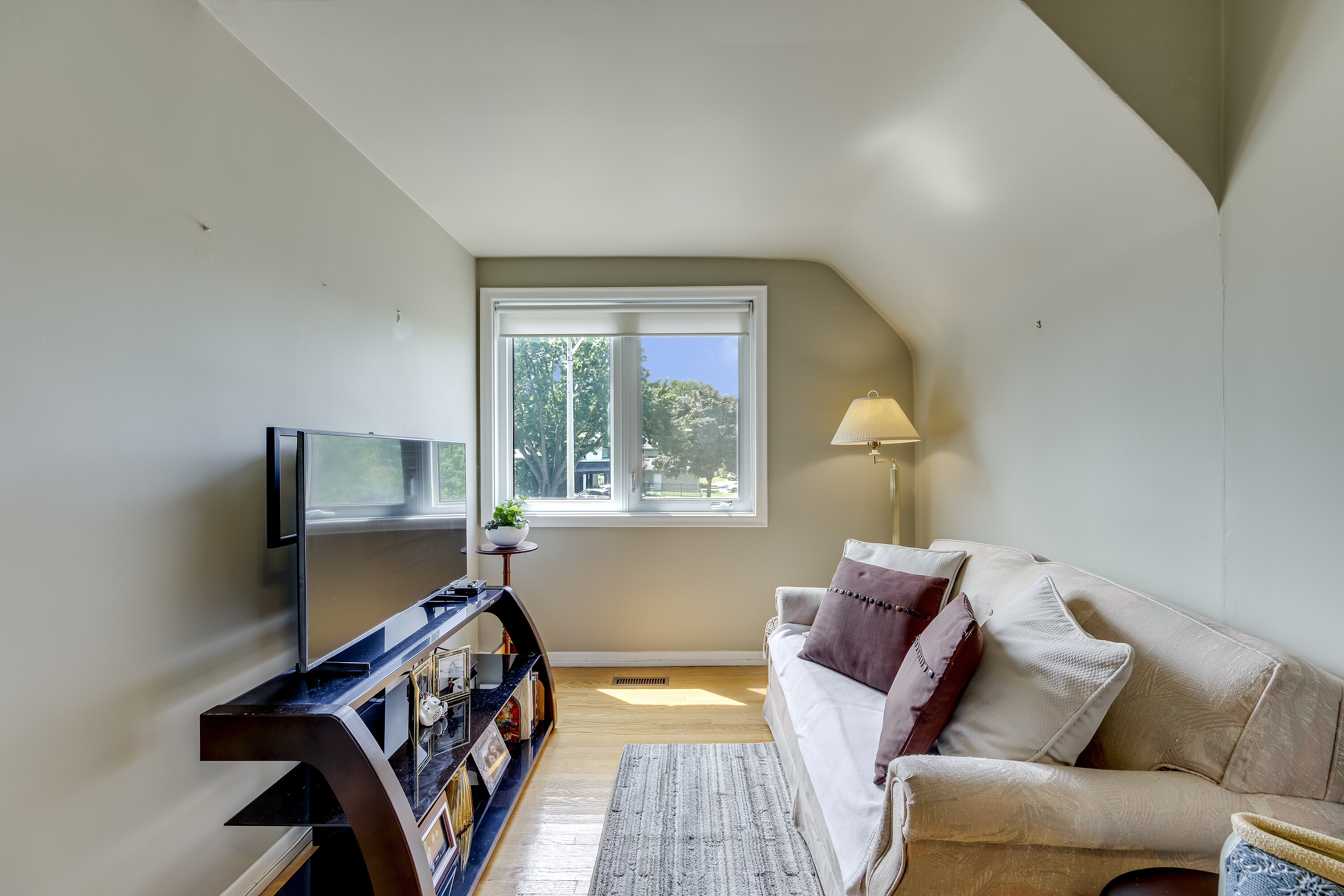 2318 Malden Crt