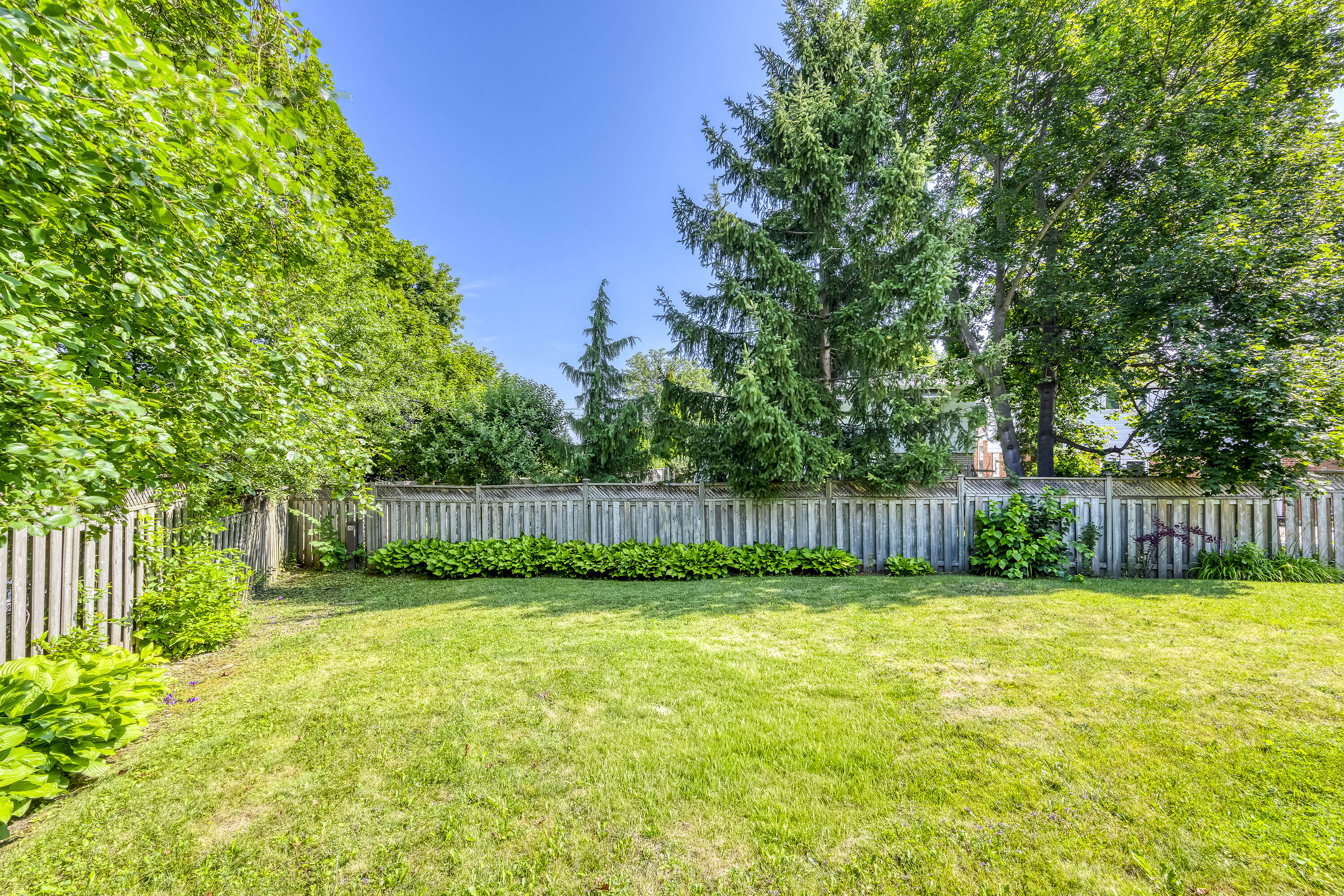 2318 Malden Crt