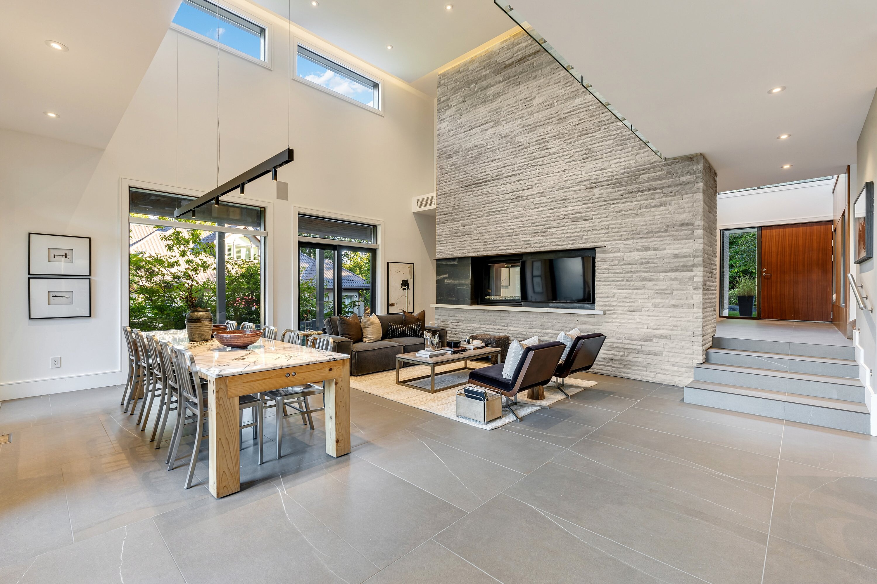 7 North Dr