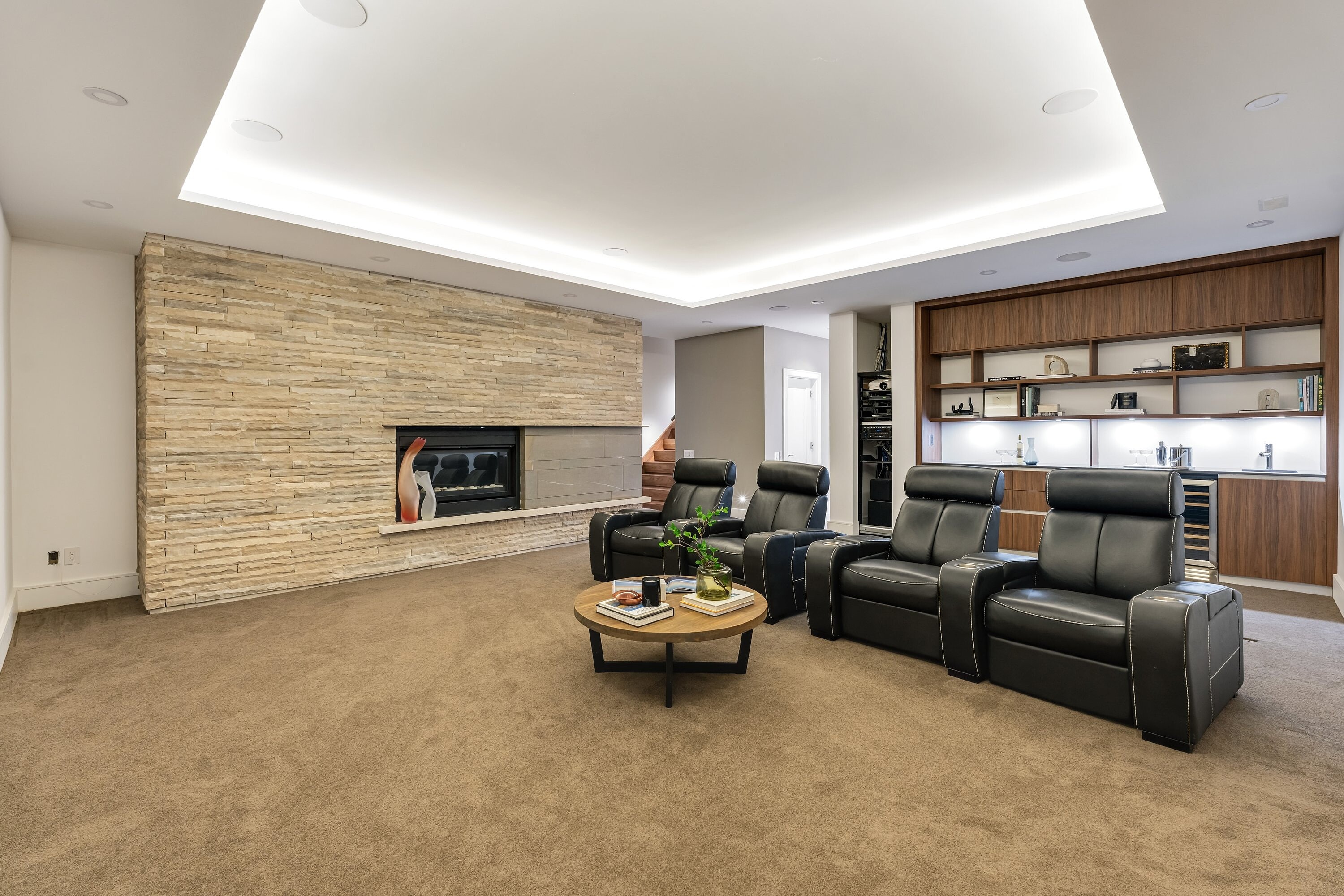 7 North Dr