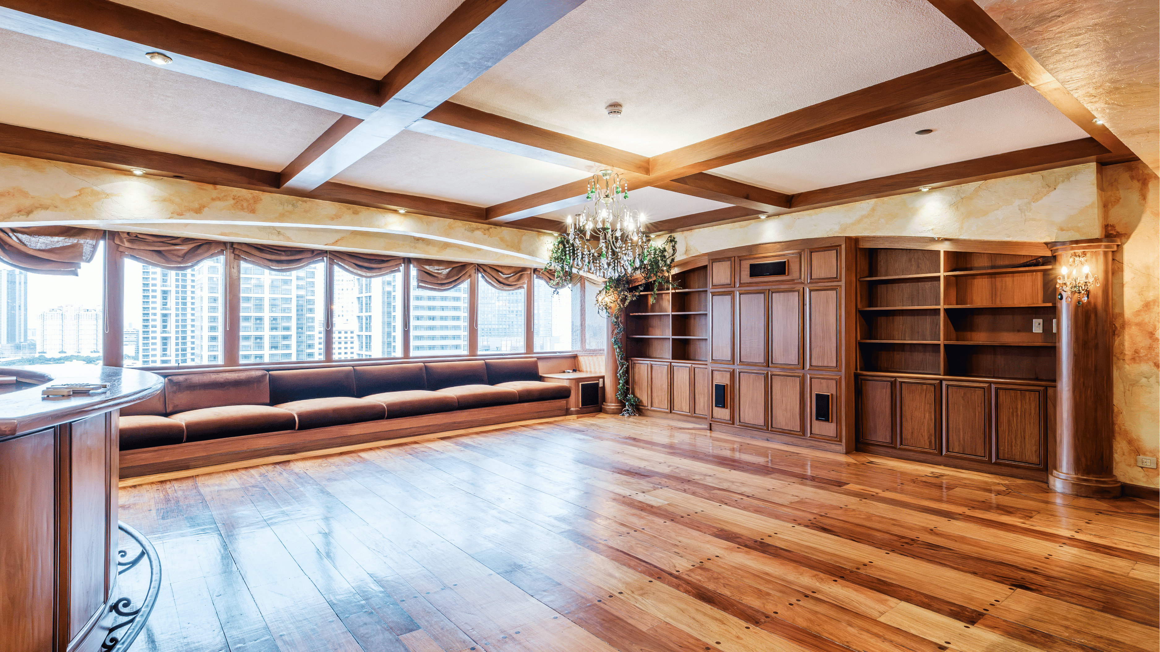 Pacific Plaza Condominium Apartment Ridge, Ayala Avenue