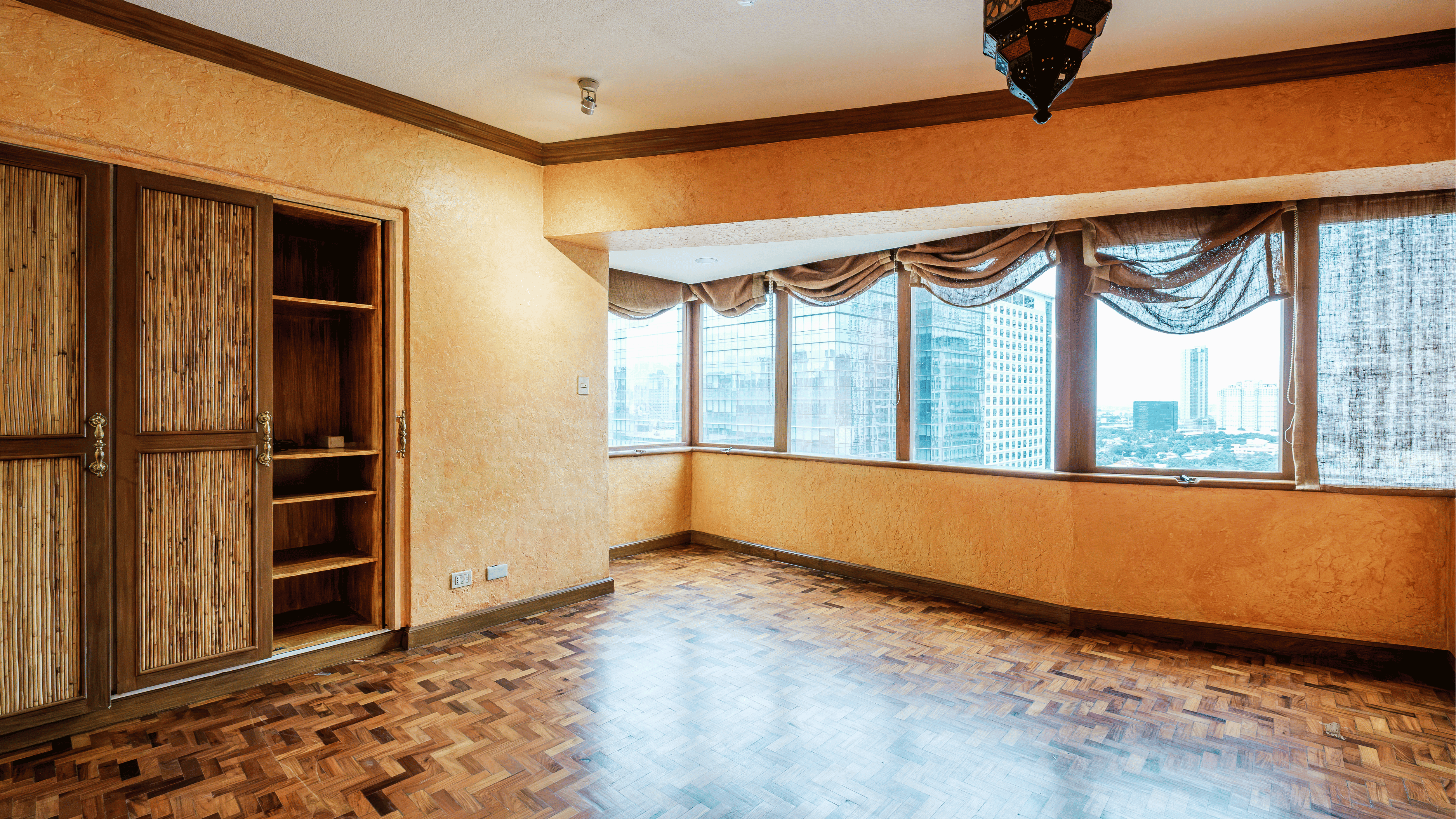 Pacific Plaza Condominium Apartment Ridge, Ayala Avenue