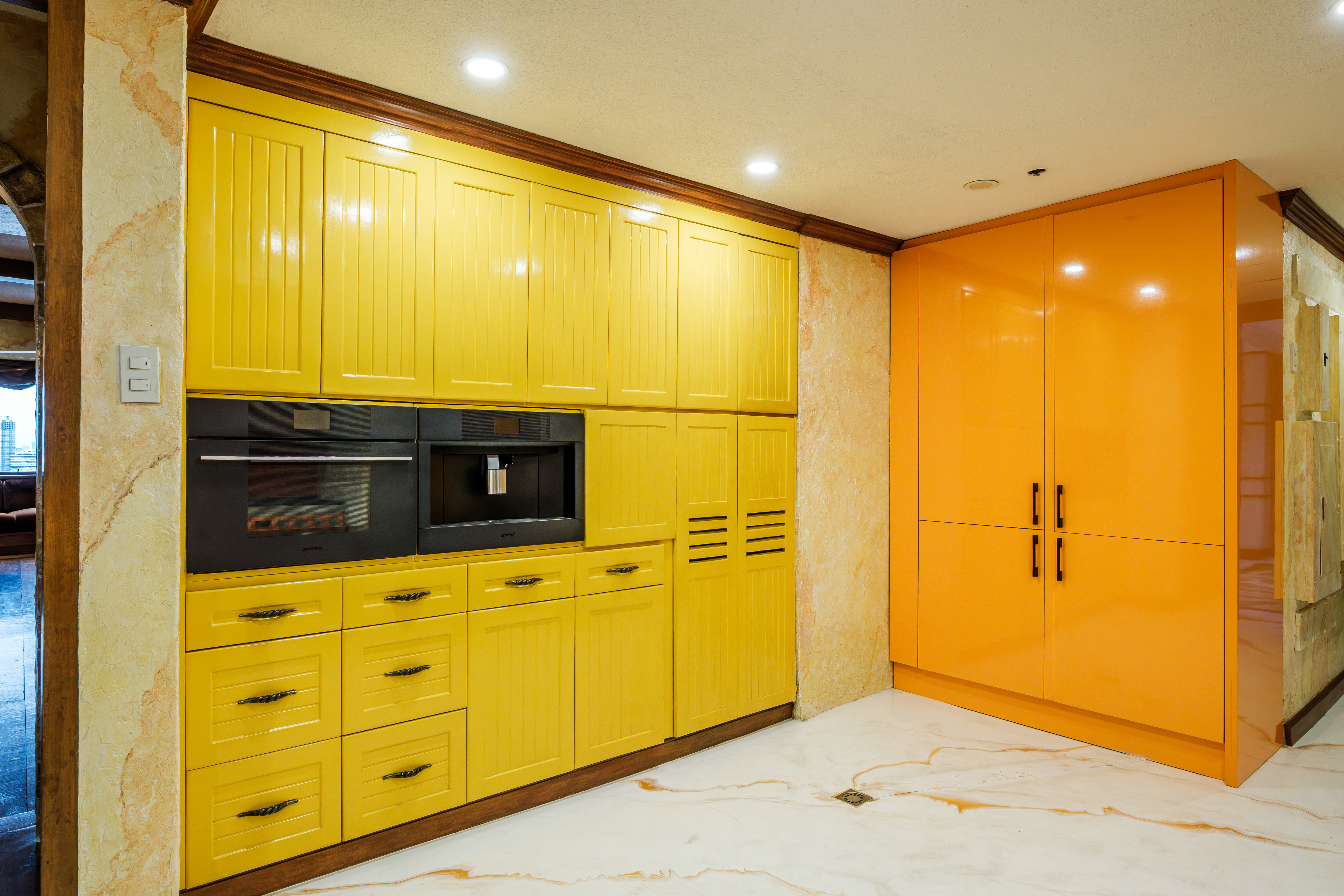 Pacific Plaza Condominium Apartment Ridge, Ayala Avenue