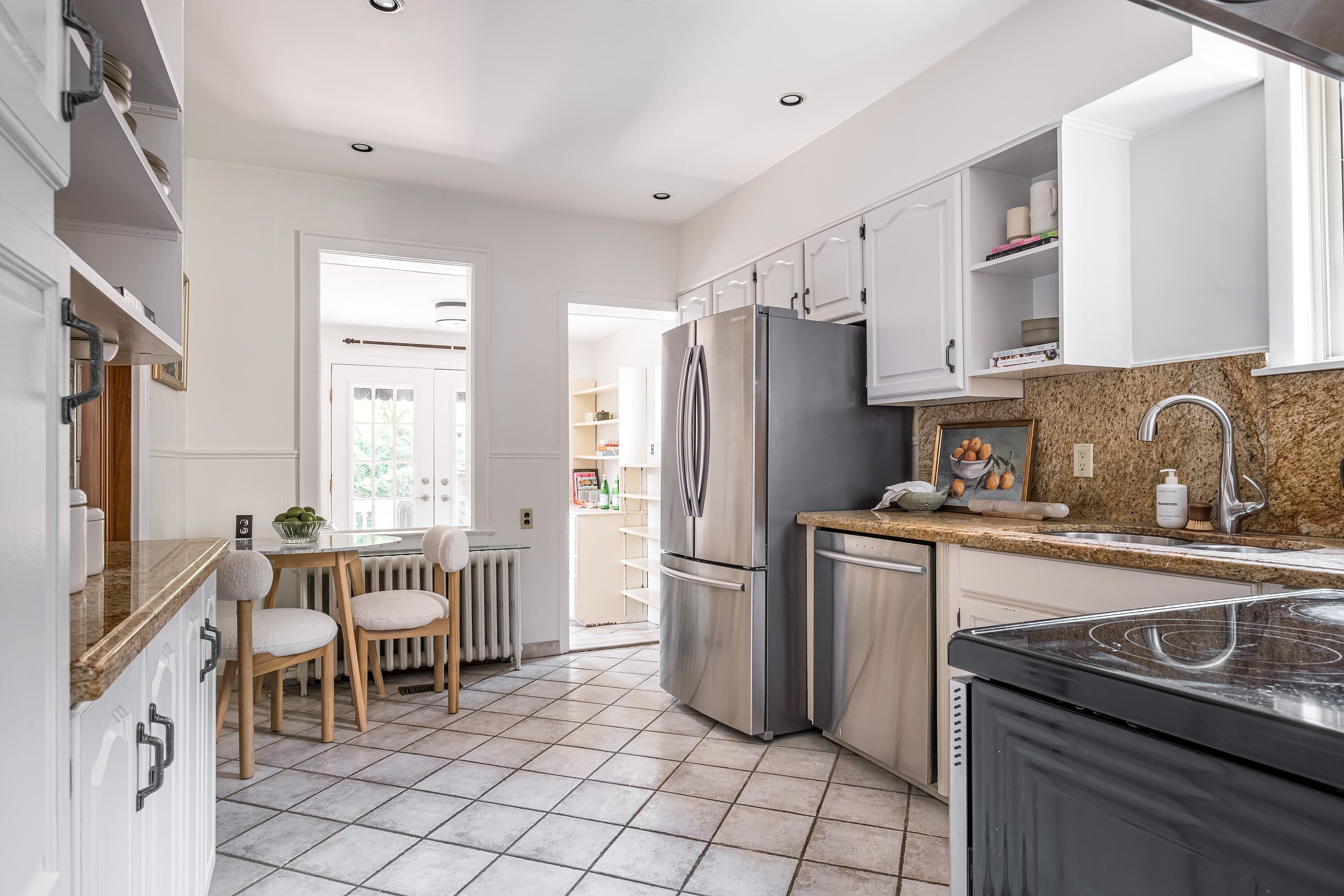 100 Dalewood Cres
