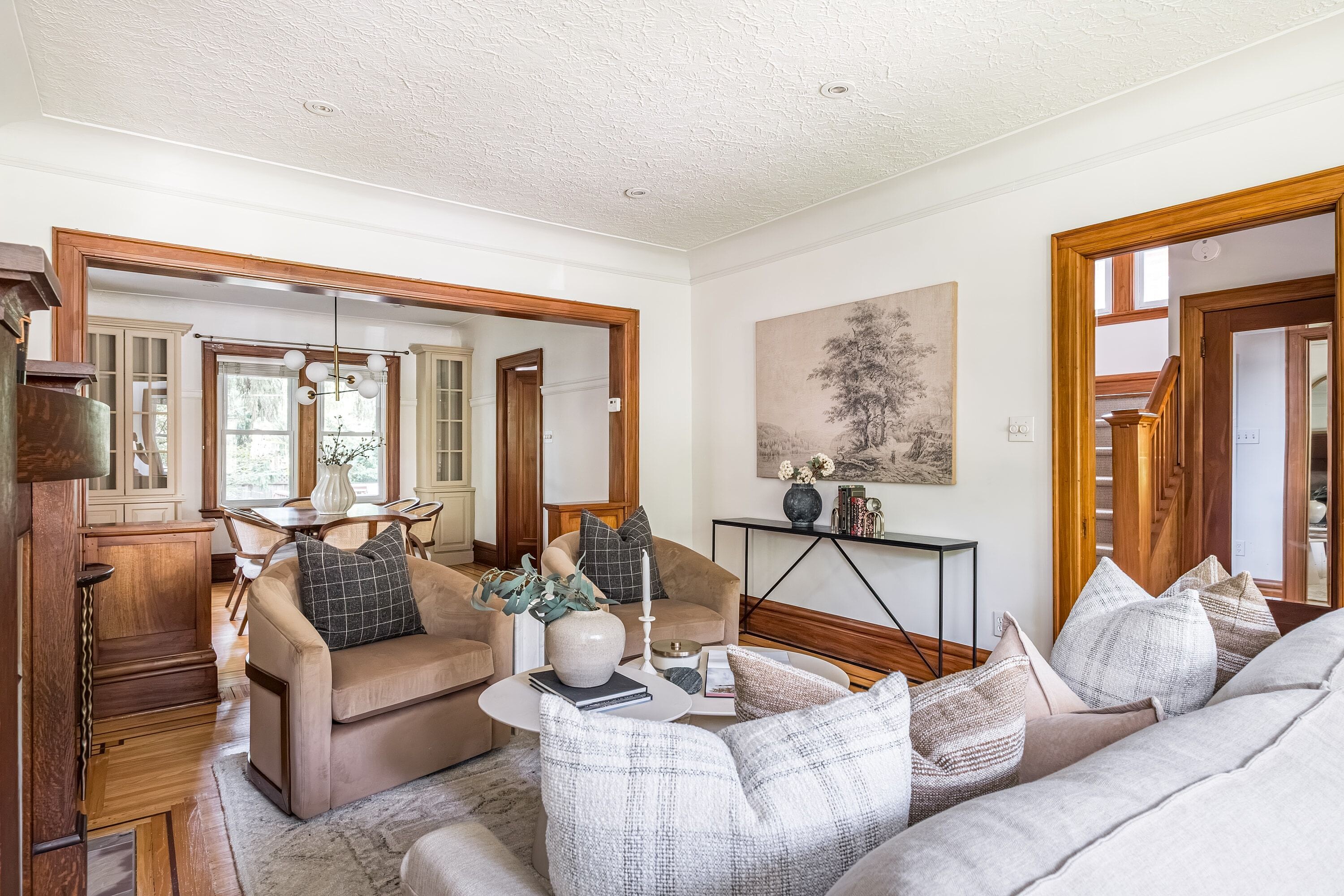 100 Dalewood Cres