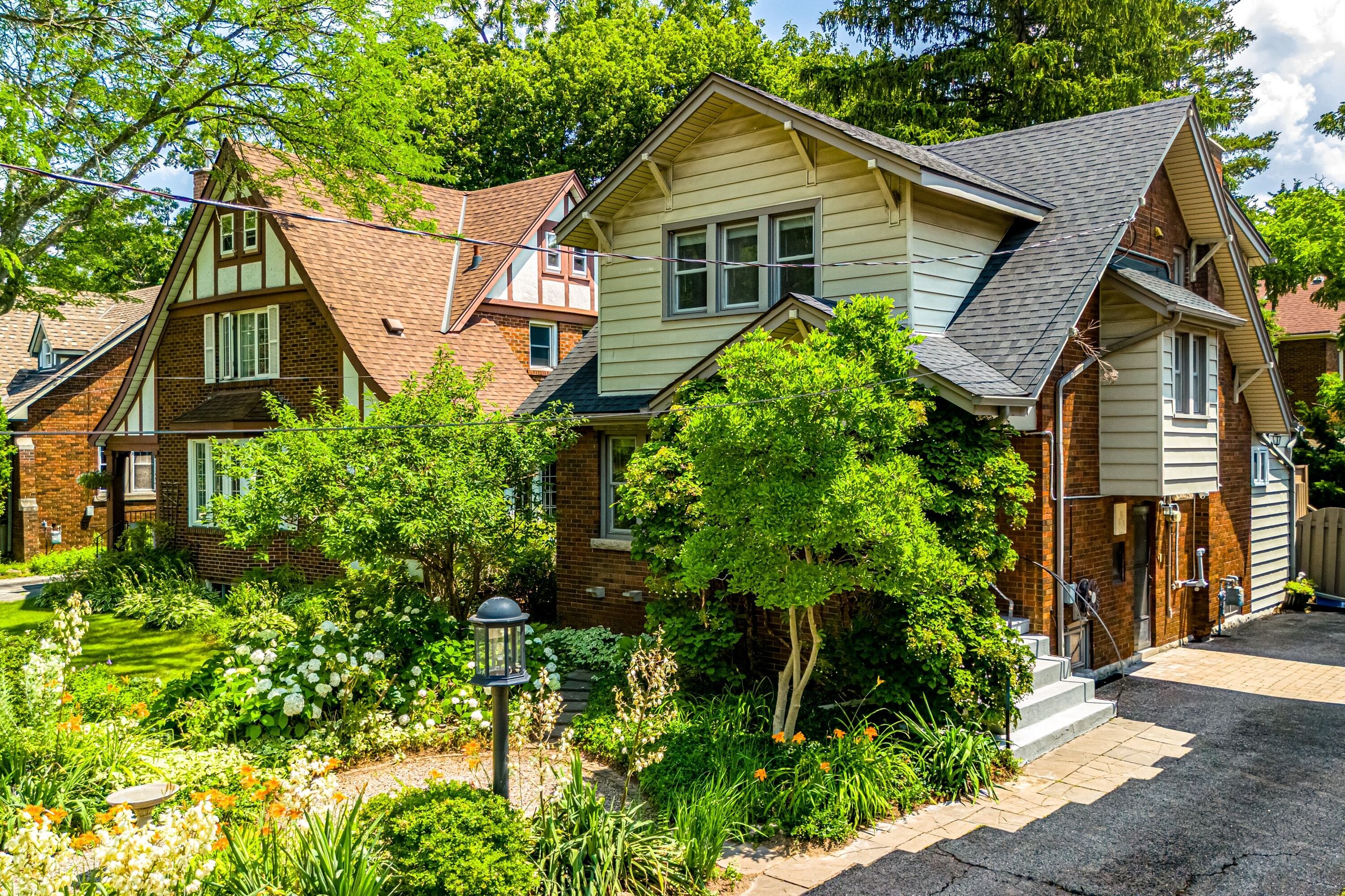100 Dalewood Cres