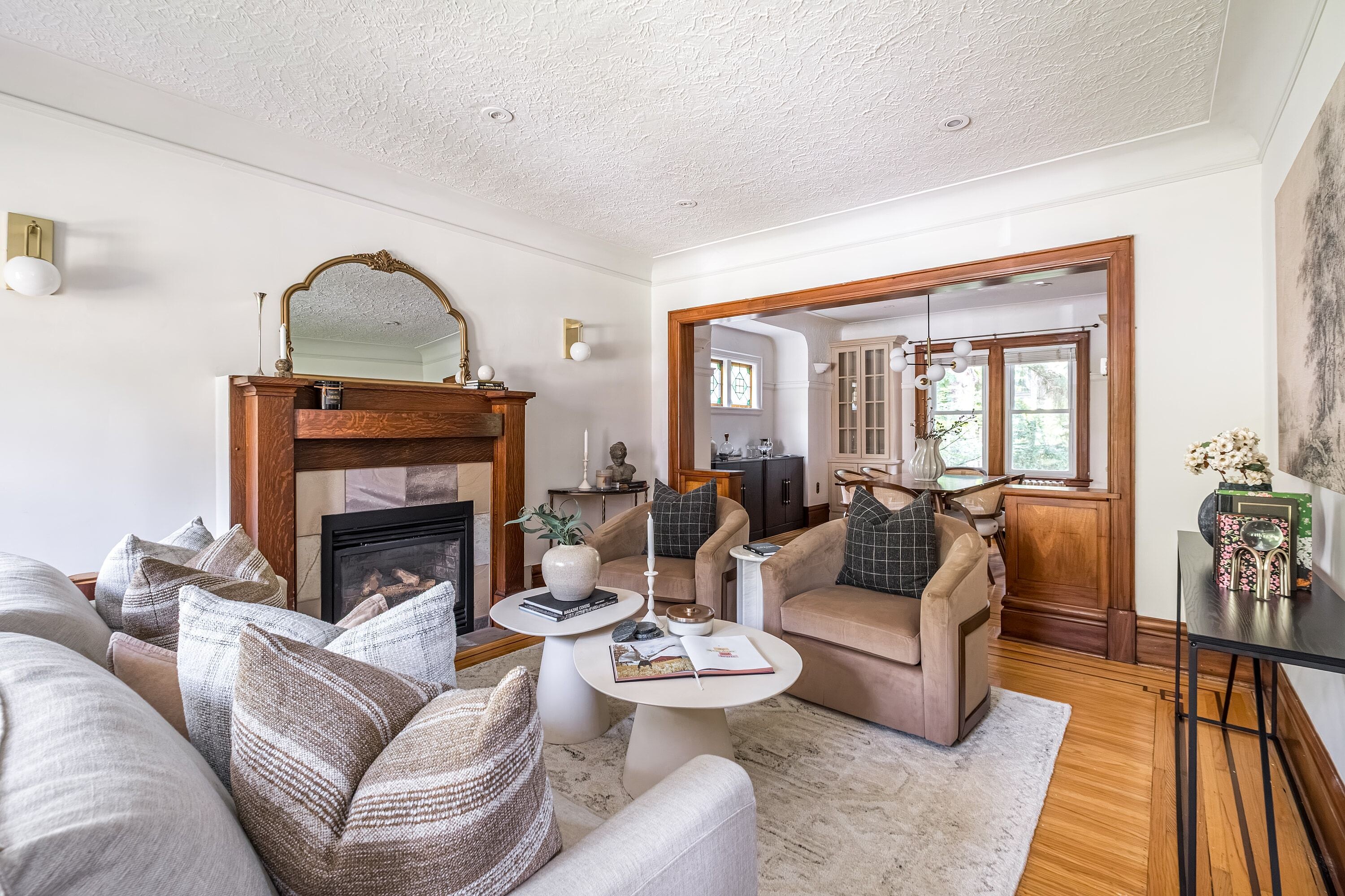100 Dalewood Cres