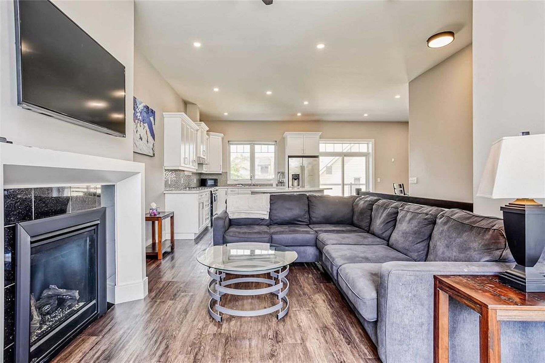 145 Jozo Weider Boulevard