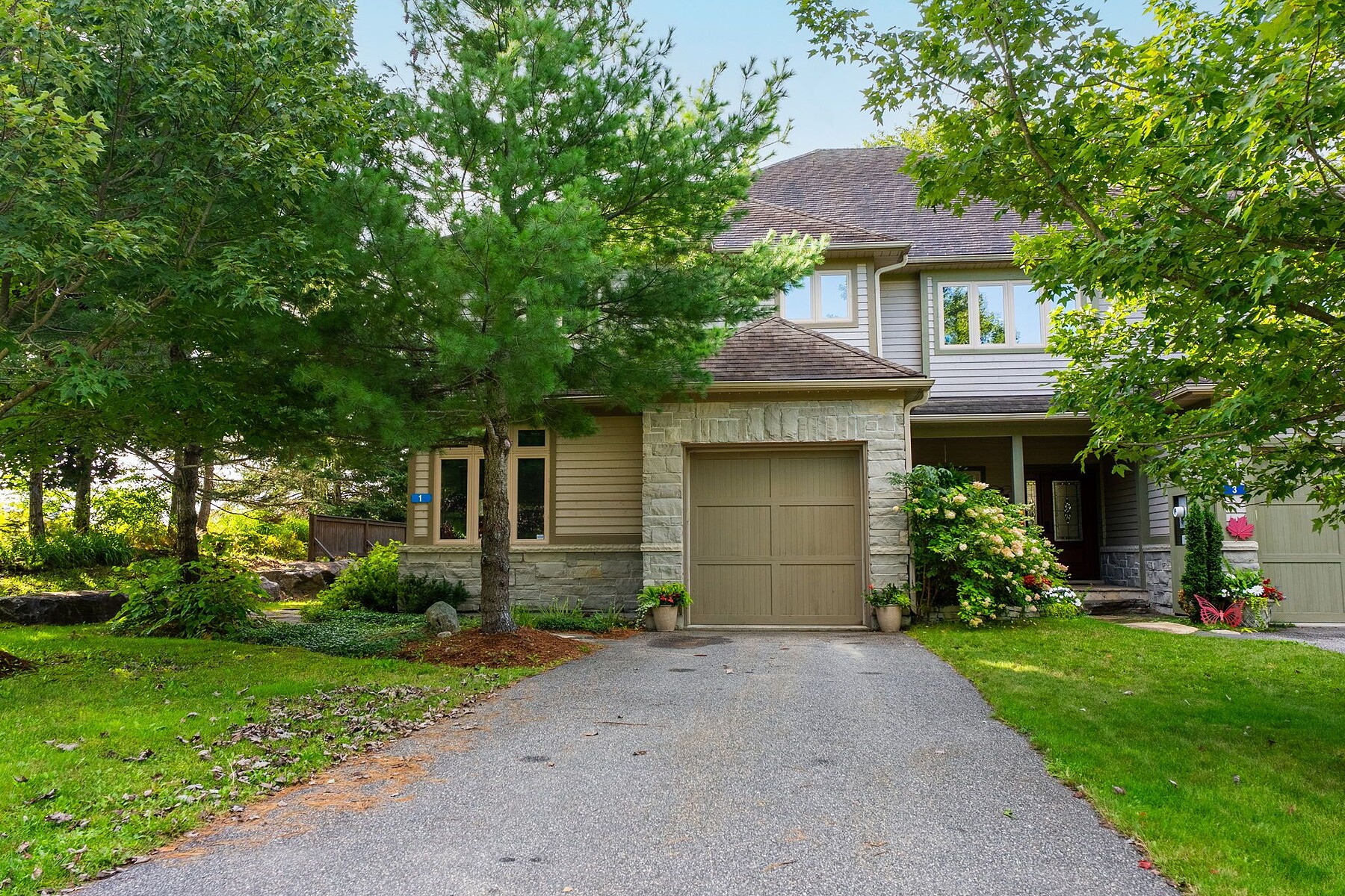 1 Donald Dr