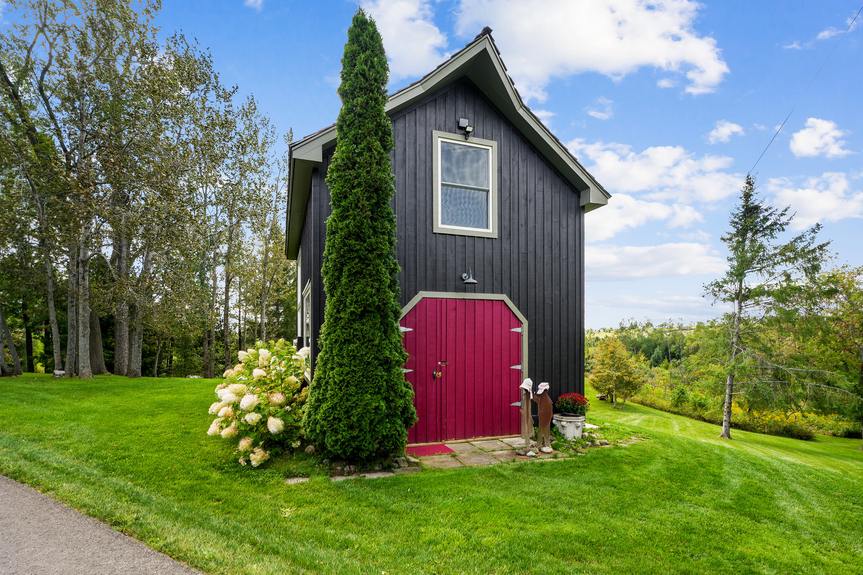 401 Concession  Road 11 East Rd