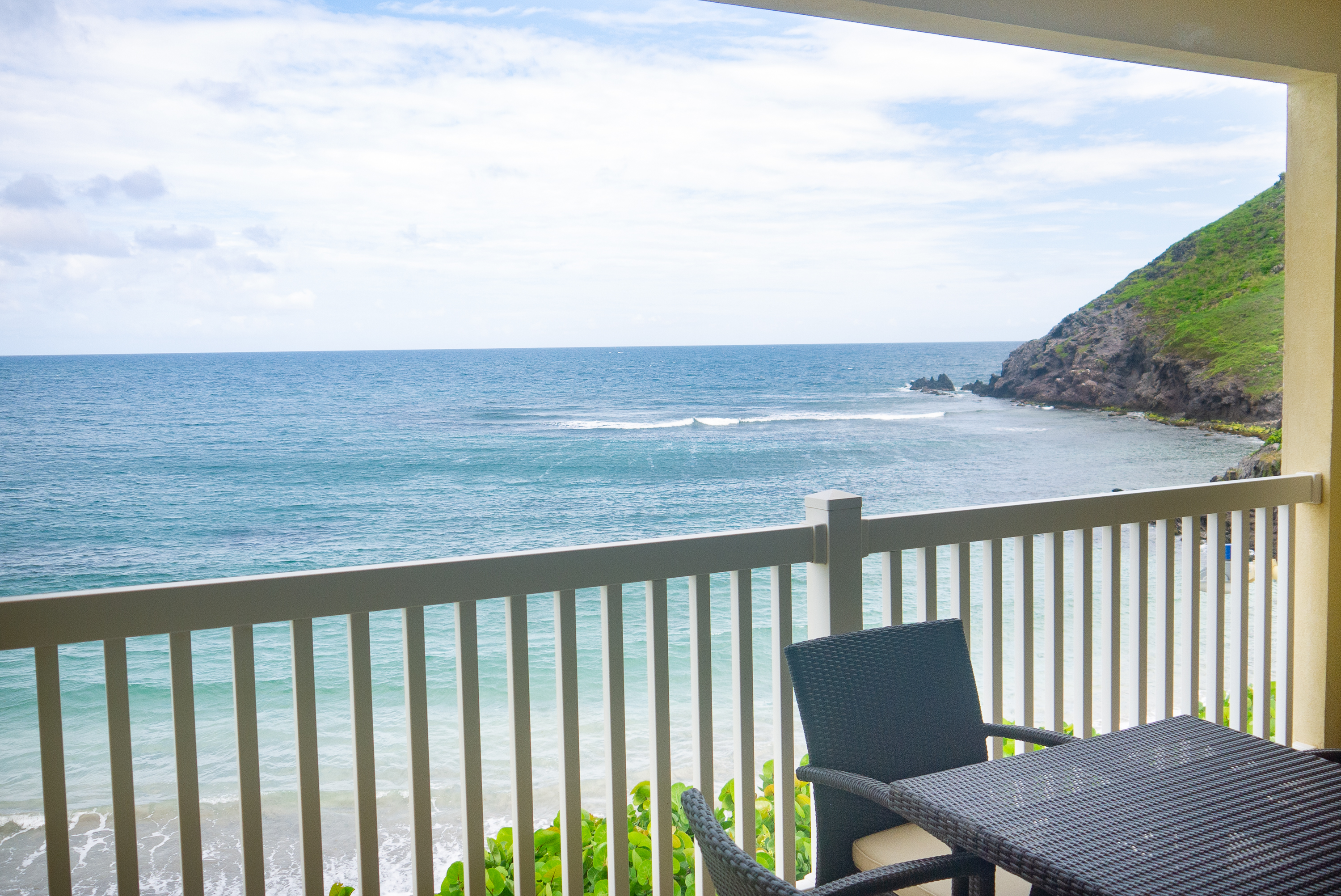 Ocean's Edge Beachfront Unit 9G