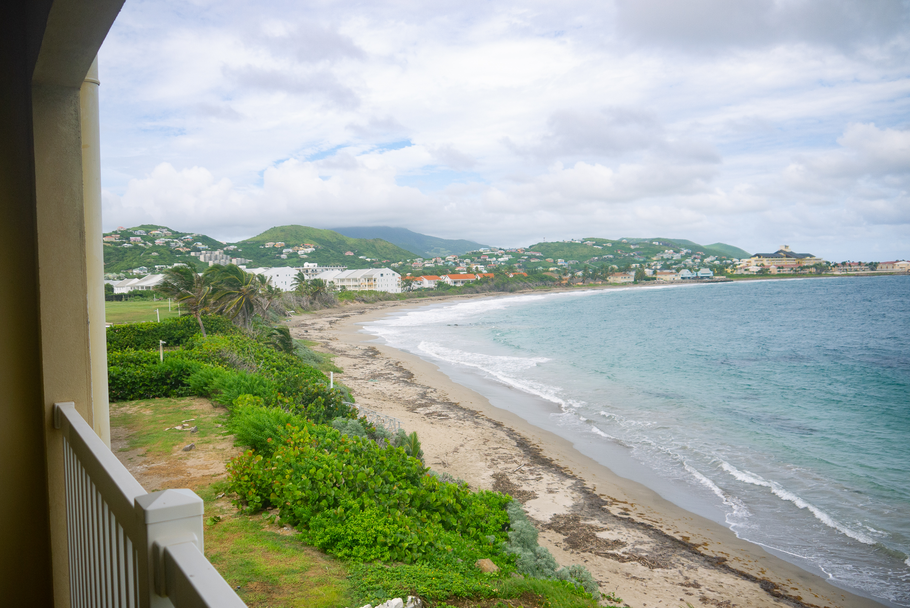Ocean's Edge Beachfront Unit 9G