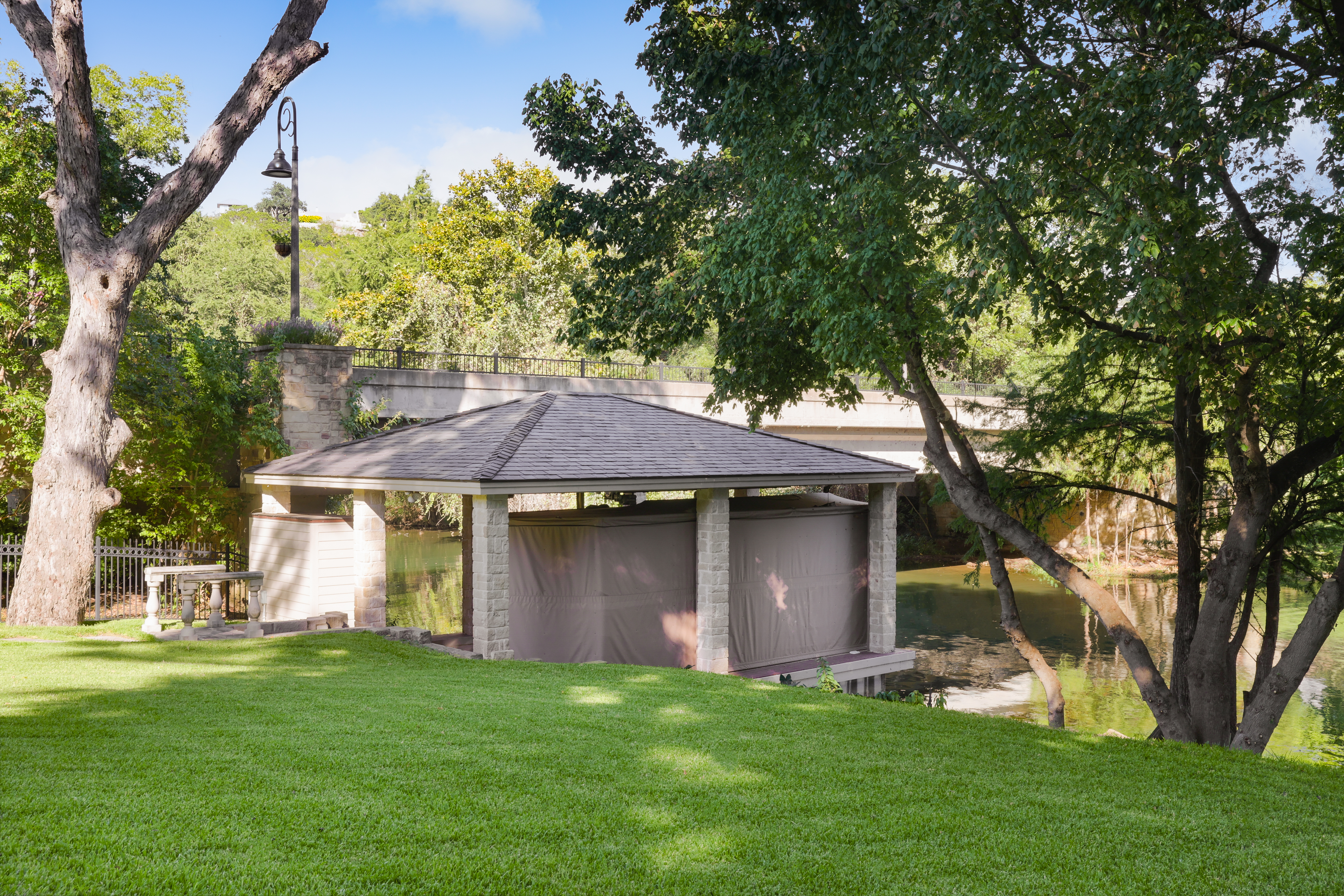 8816 Big View Drive 