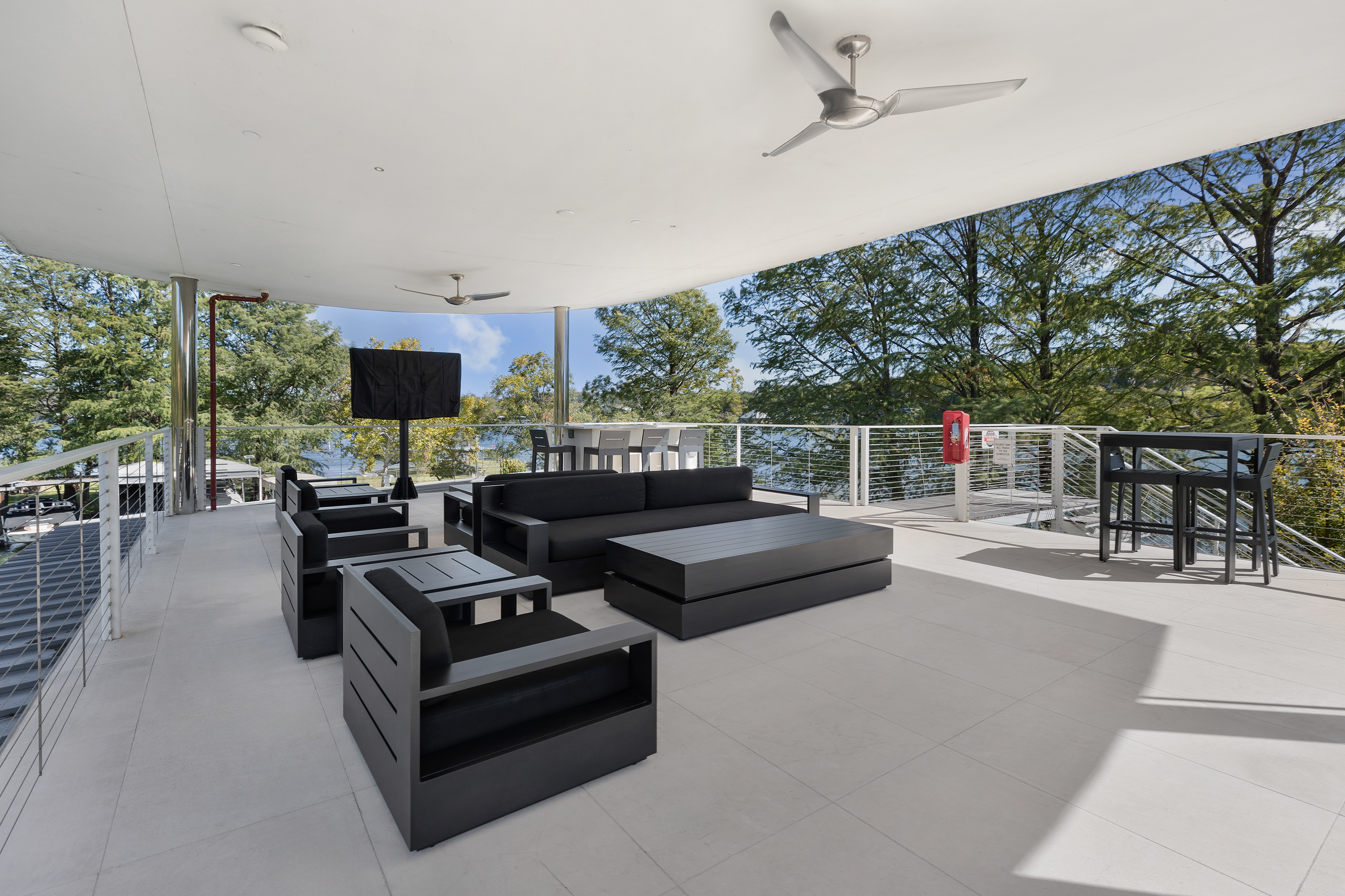 2011 Westlake Drive 