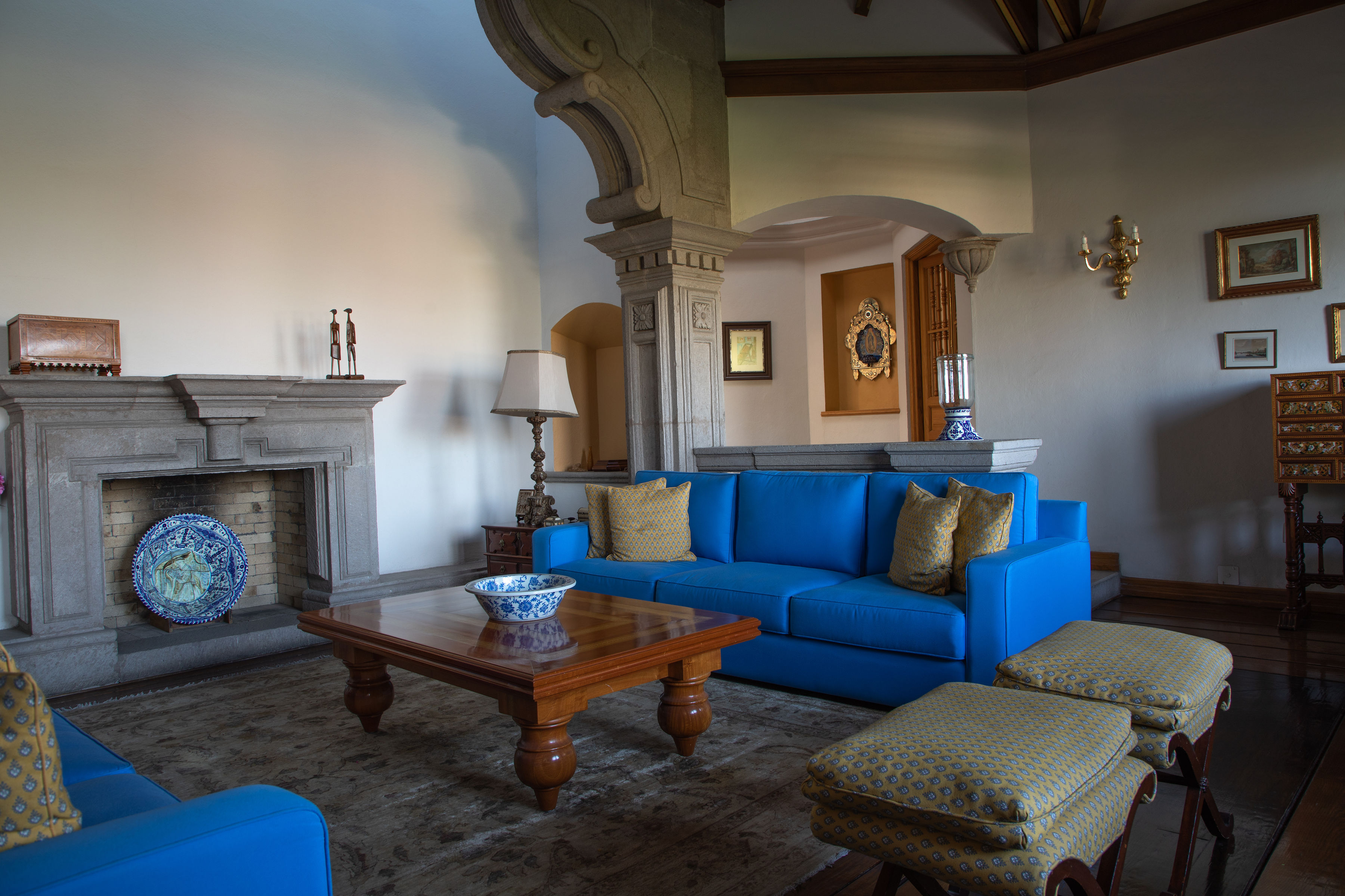 CASA ELENA Loma Dorada