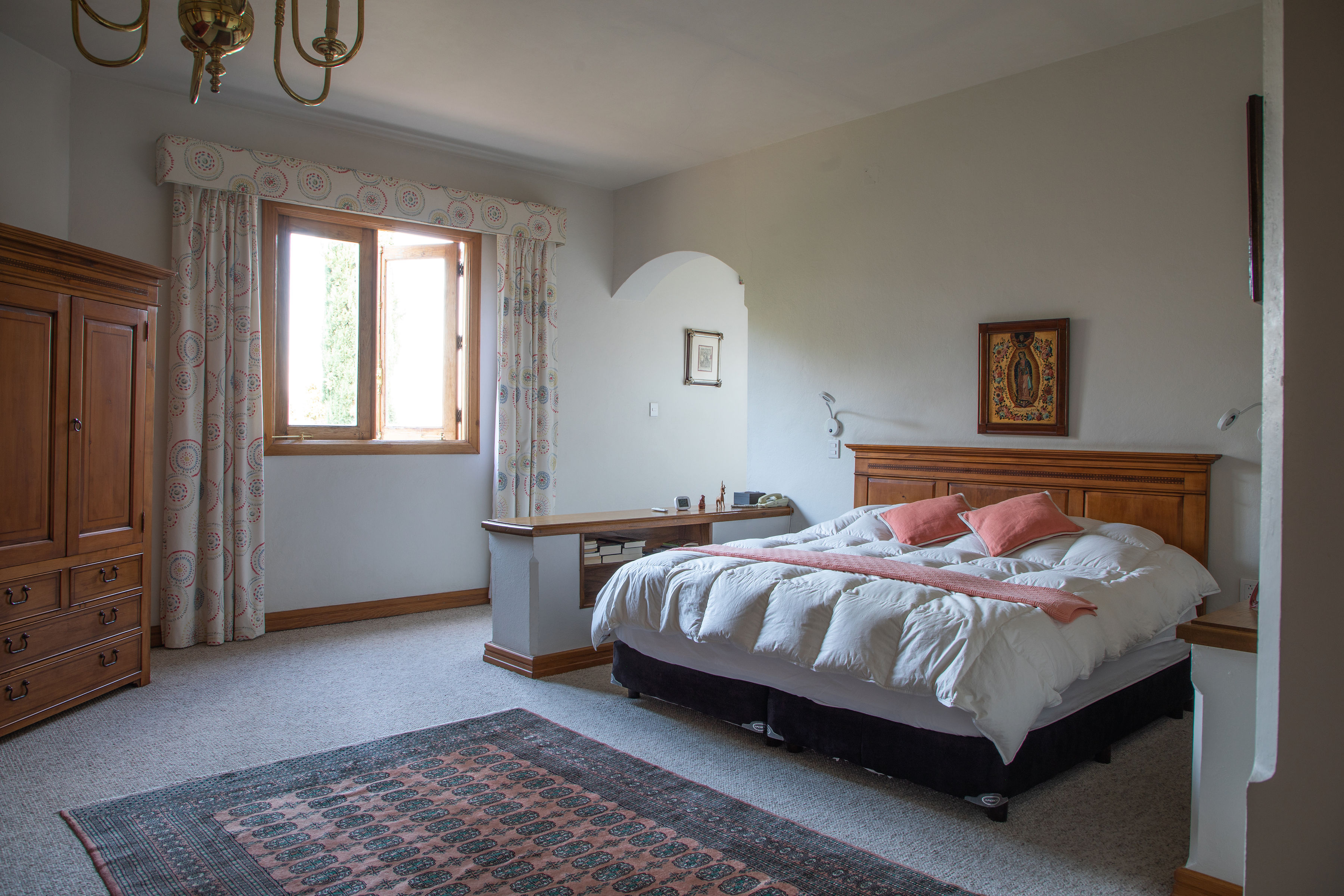 CASA ELENA Loma Dorada