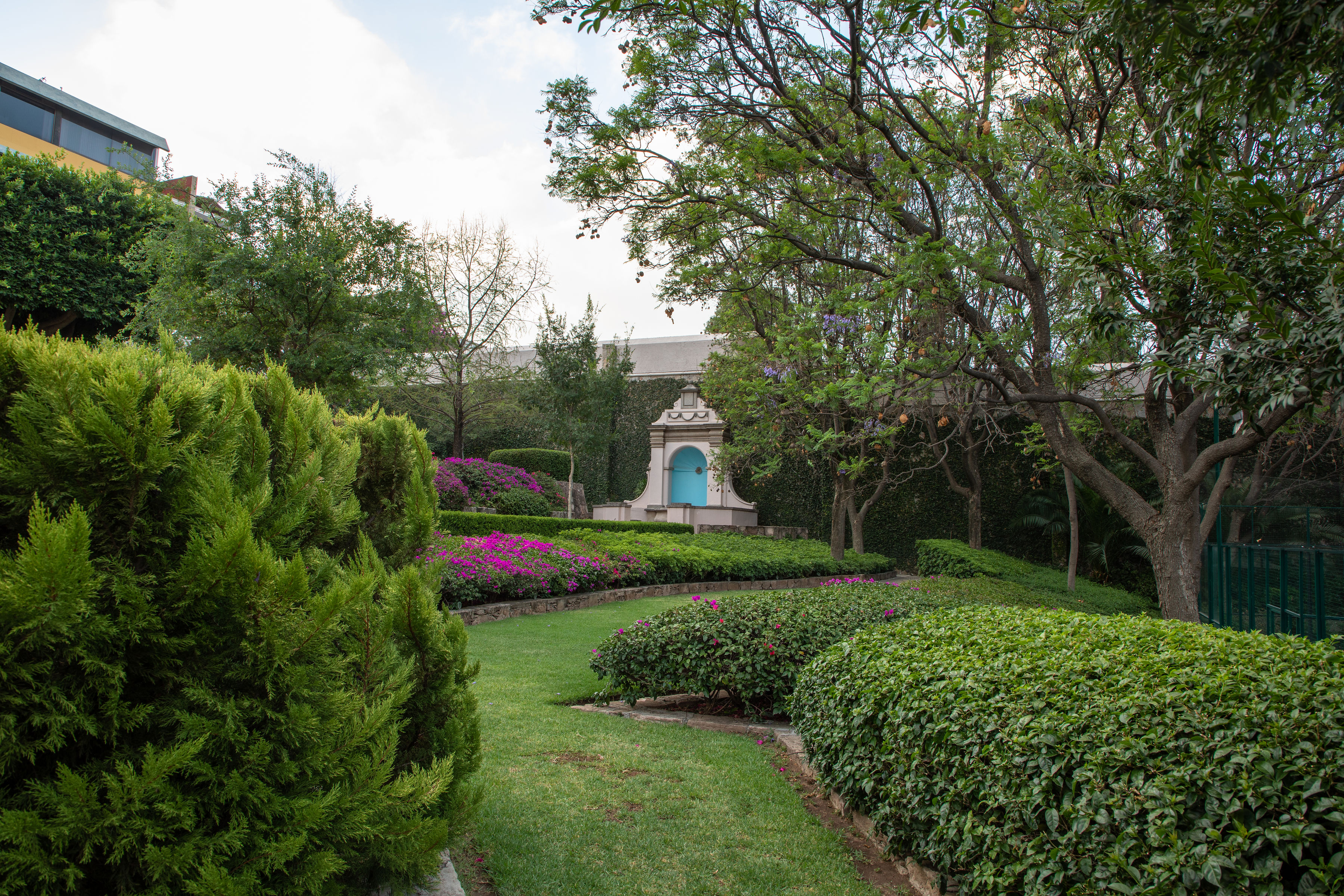 CASA ELENA Loma Dorada