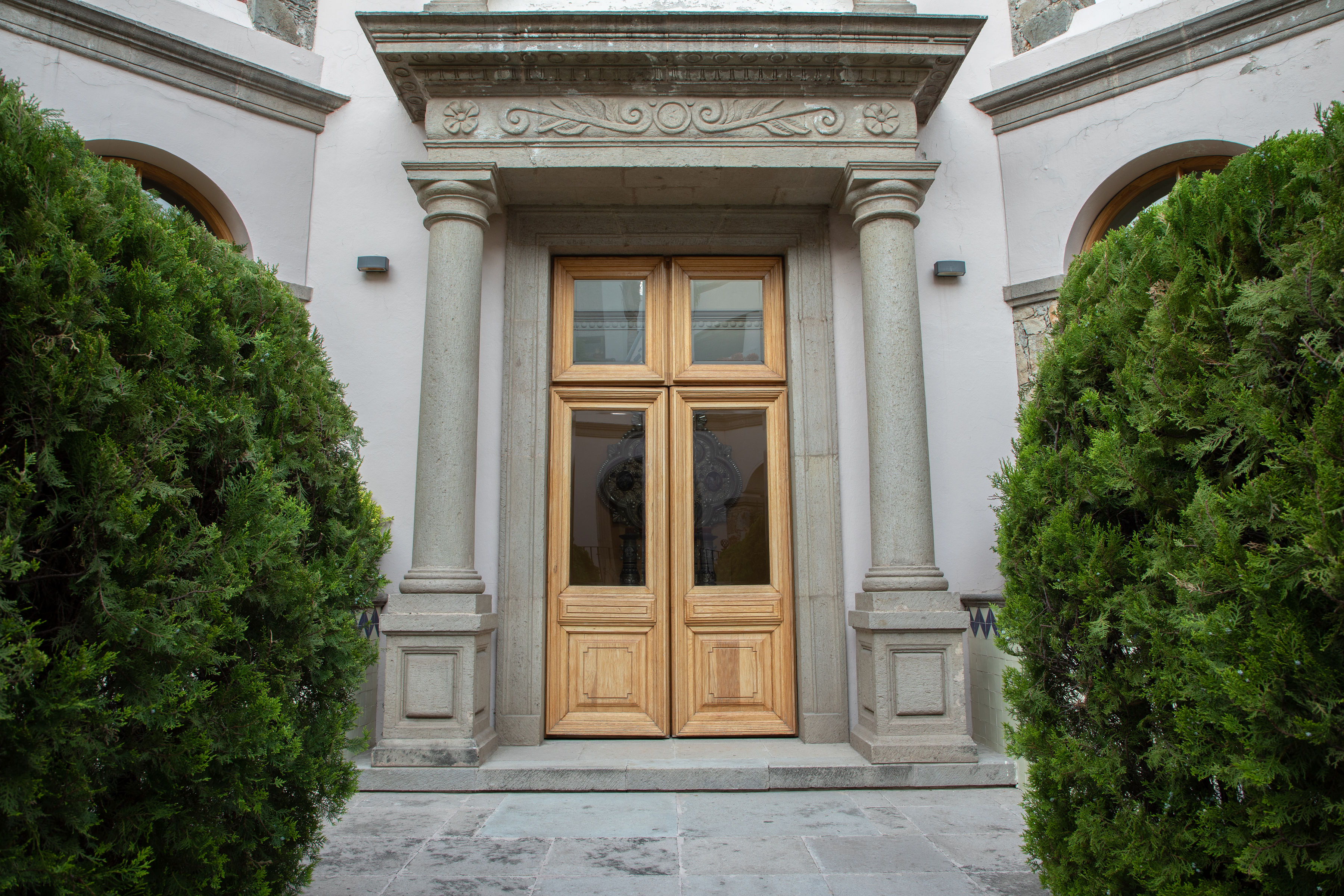 CASA ELENA Loma Dorada