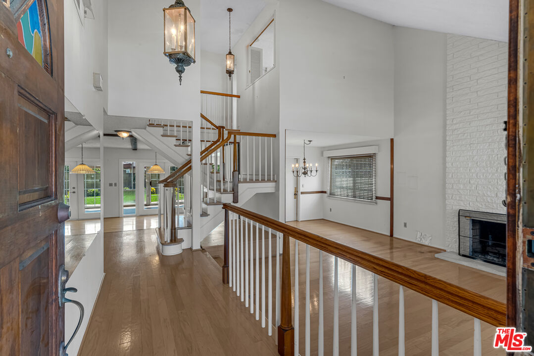 12516 Rosy Cir