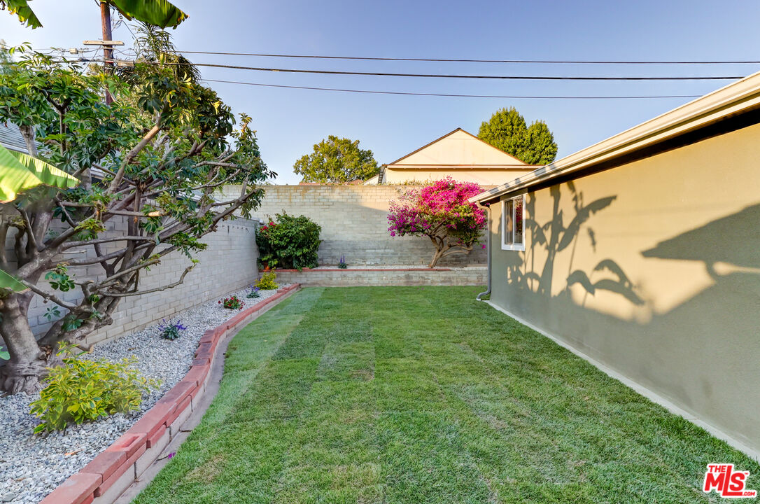 8500 Mcconnell Ave