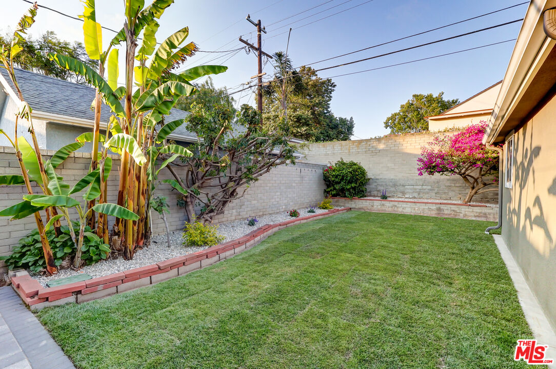 8500 Mcconnell Ave