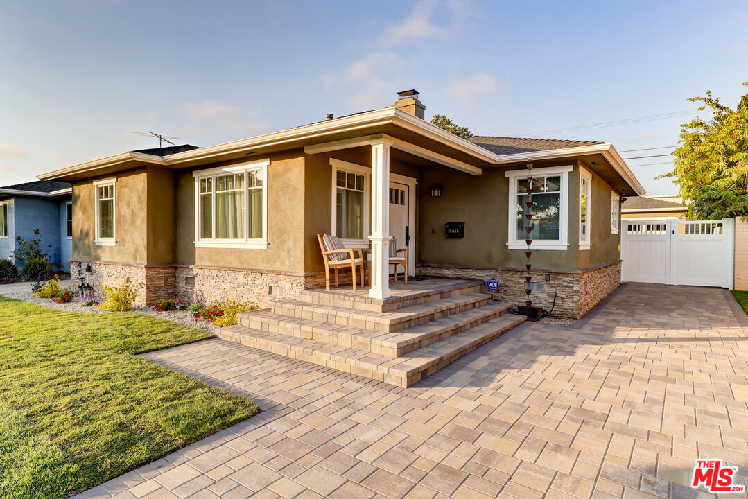 8500 Mcconnell Ave