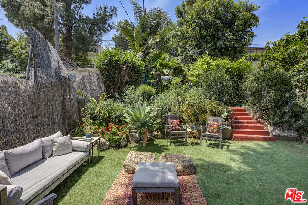 6169 N Figueroa Street