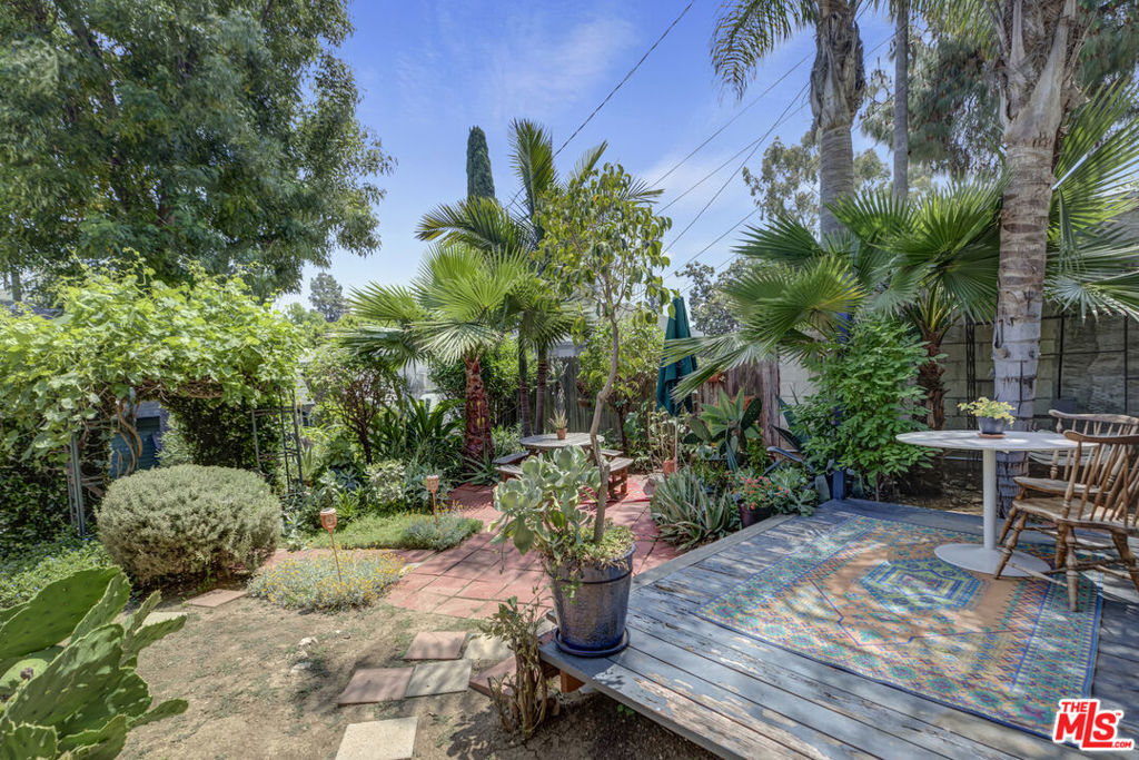 6169 N Figueroa Street