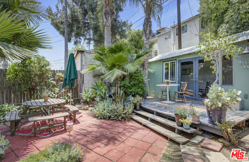 6169 N Figueroa Street
