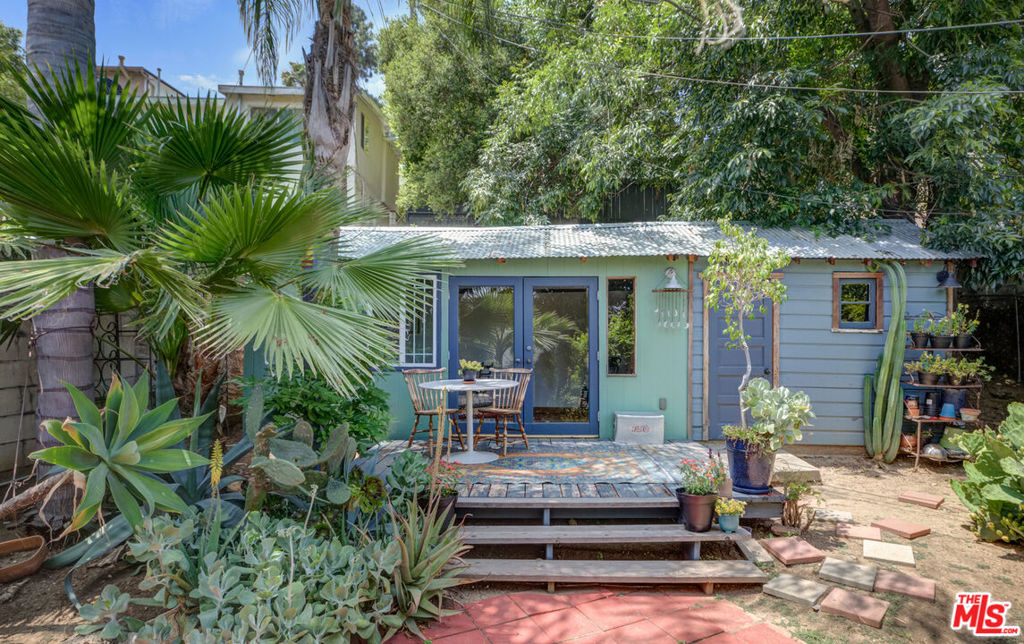 6169 N Figueroa Street