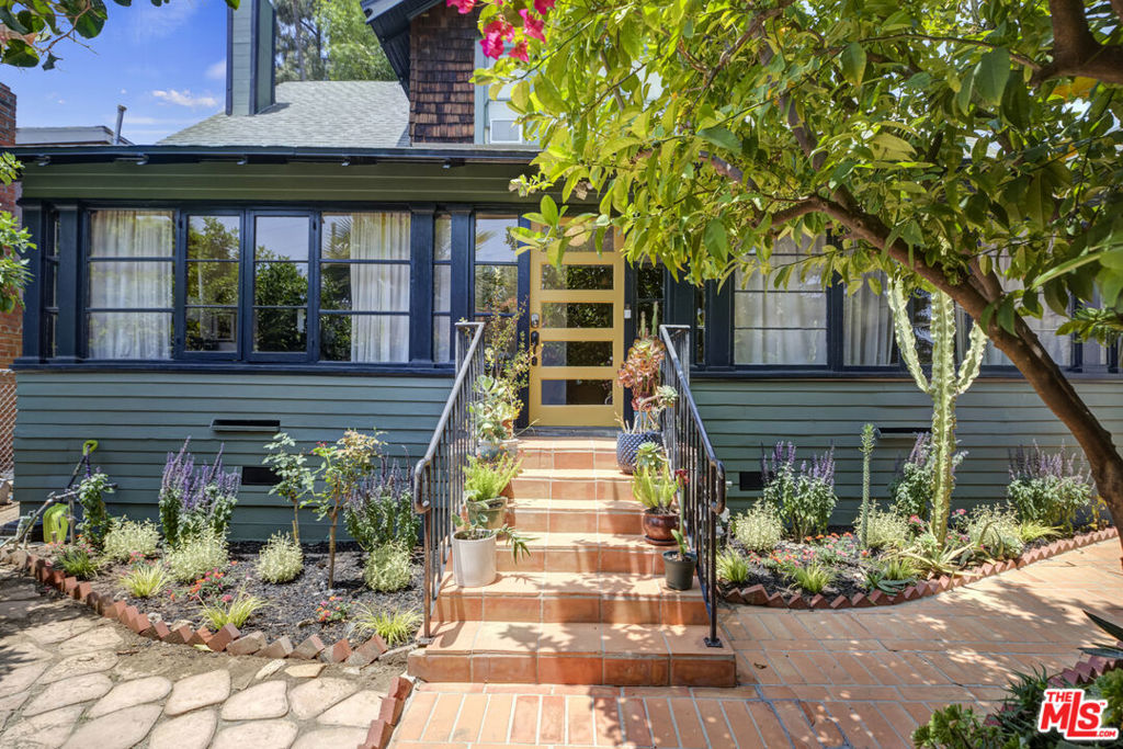 6169 N Figueroa Street