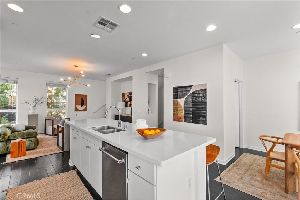 5643 Cielo Way