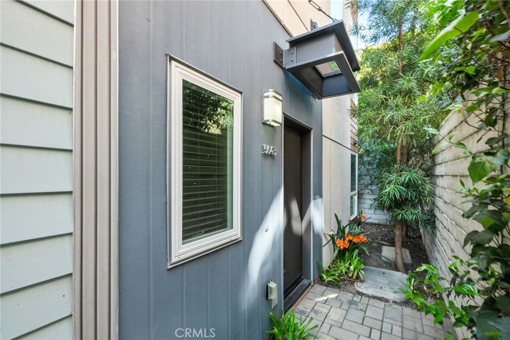 5643 Cielo Way