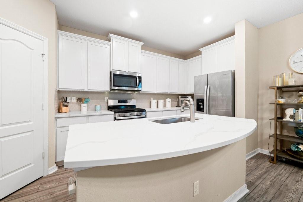 41 BRYBAR DR