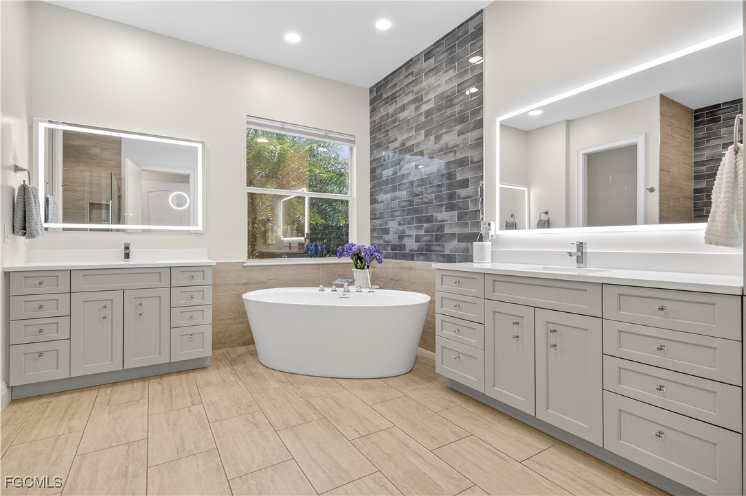 15510 Old Wedgewood CT